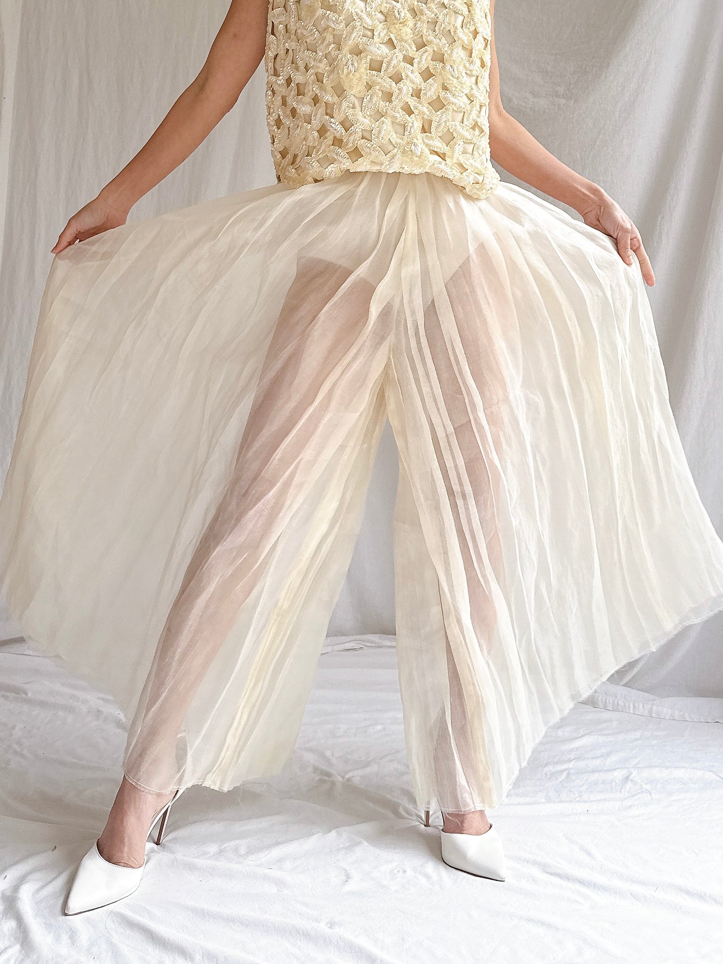 Vintage Silk Organza Pleated Palazzo Pants - M