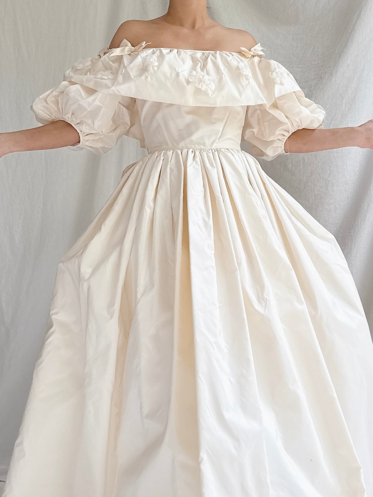 1980s Silk Taffeta Puff Sleeve Gown - XXS