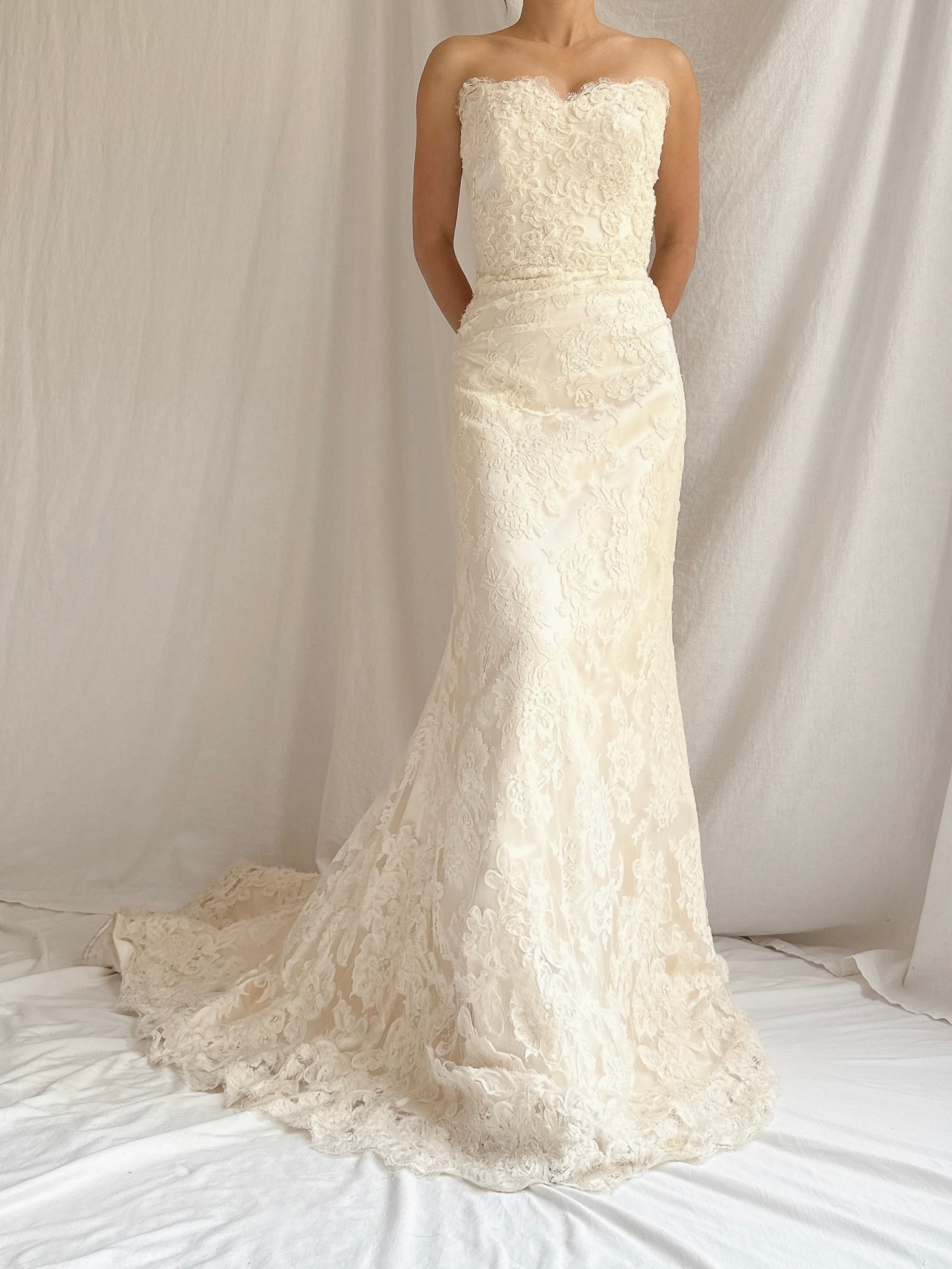 Vintage Strapless Lace Embroidered Gown - M/6