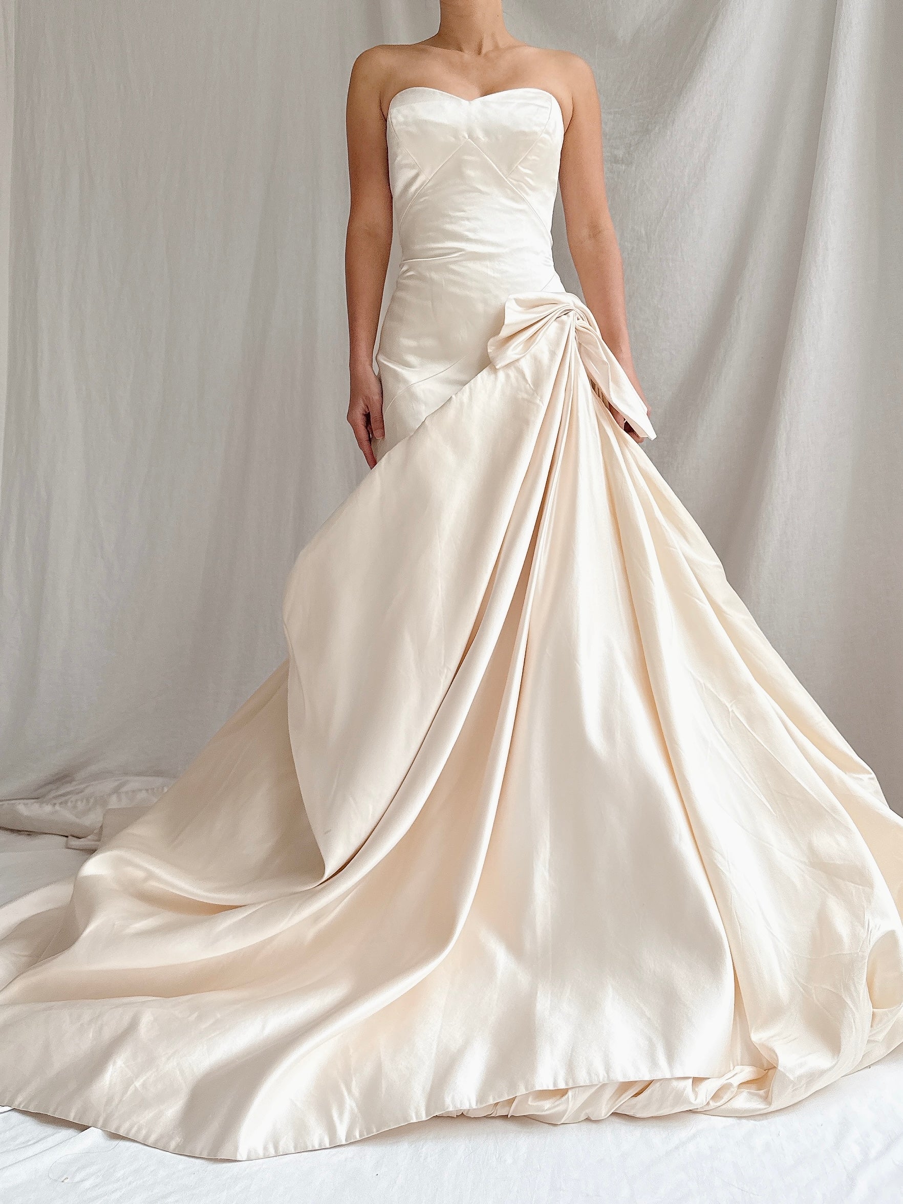 00 Anna Maier/Ulla Maija Couture Silk Draped Gown - M/8