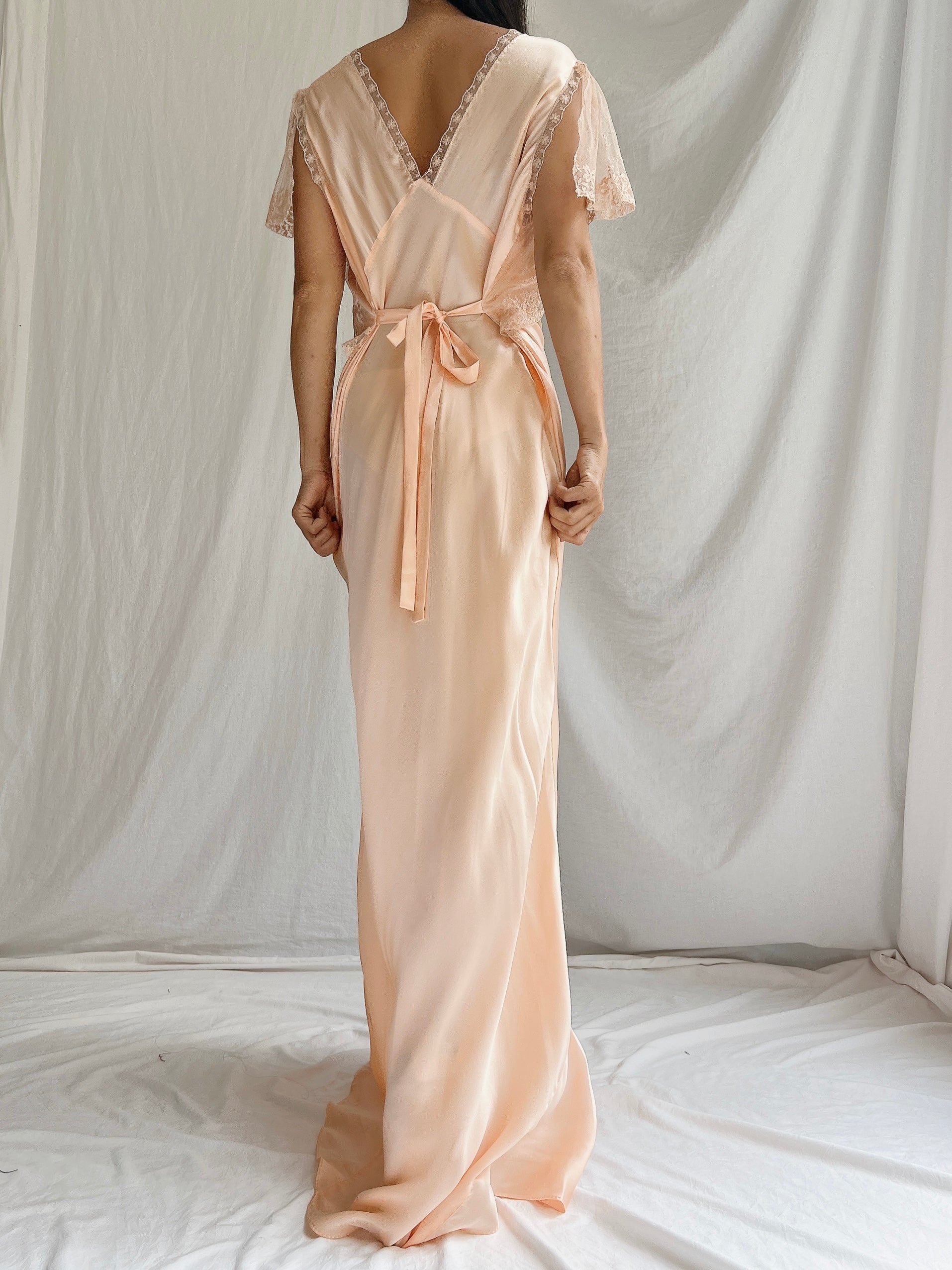 1930s Peach Silk Slip Dress - S