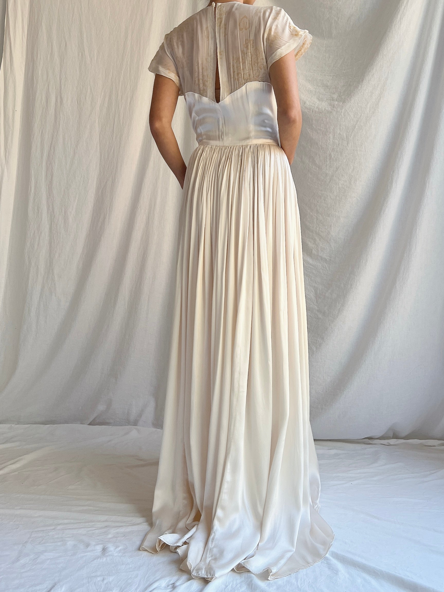 1940s Ivory Satin Dress - XS