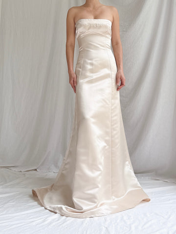 Vintage Ecru Satin Vera Wang Gown - M/6/8
