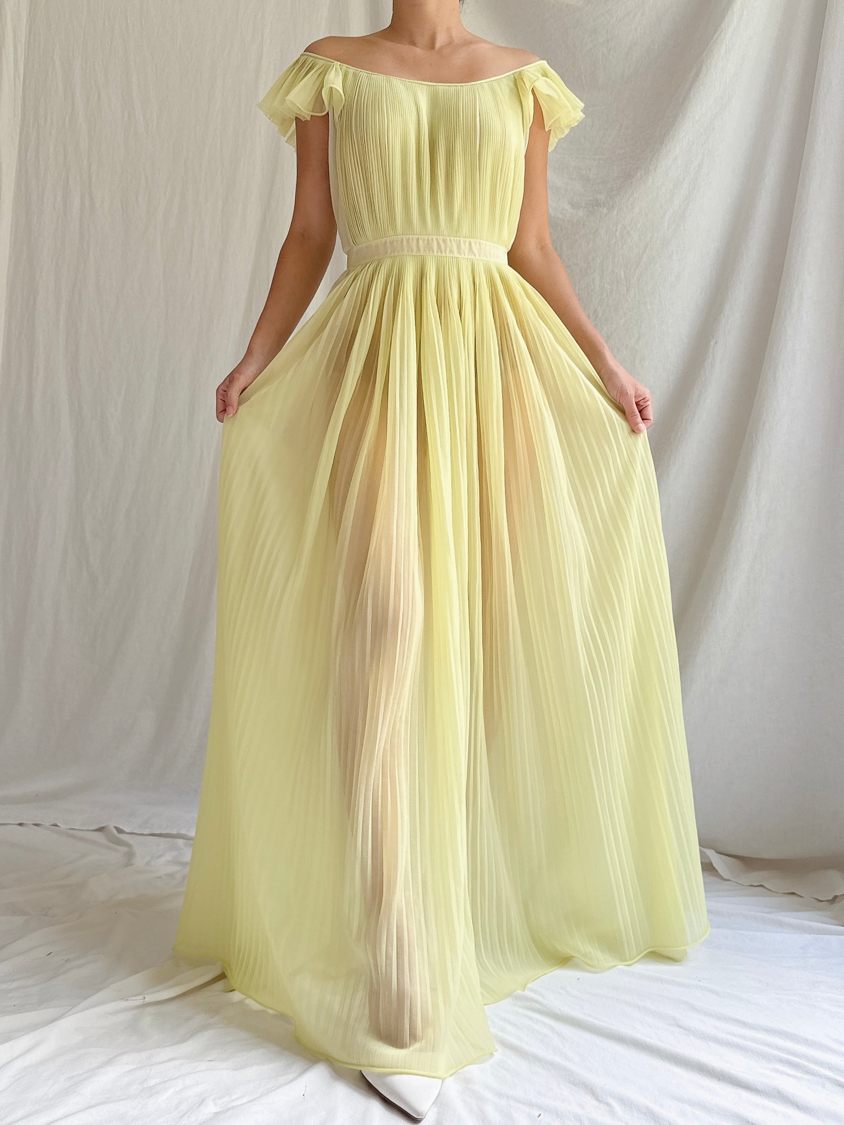 1950s Tricot Nylon Pleated Slip - S