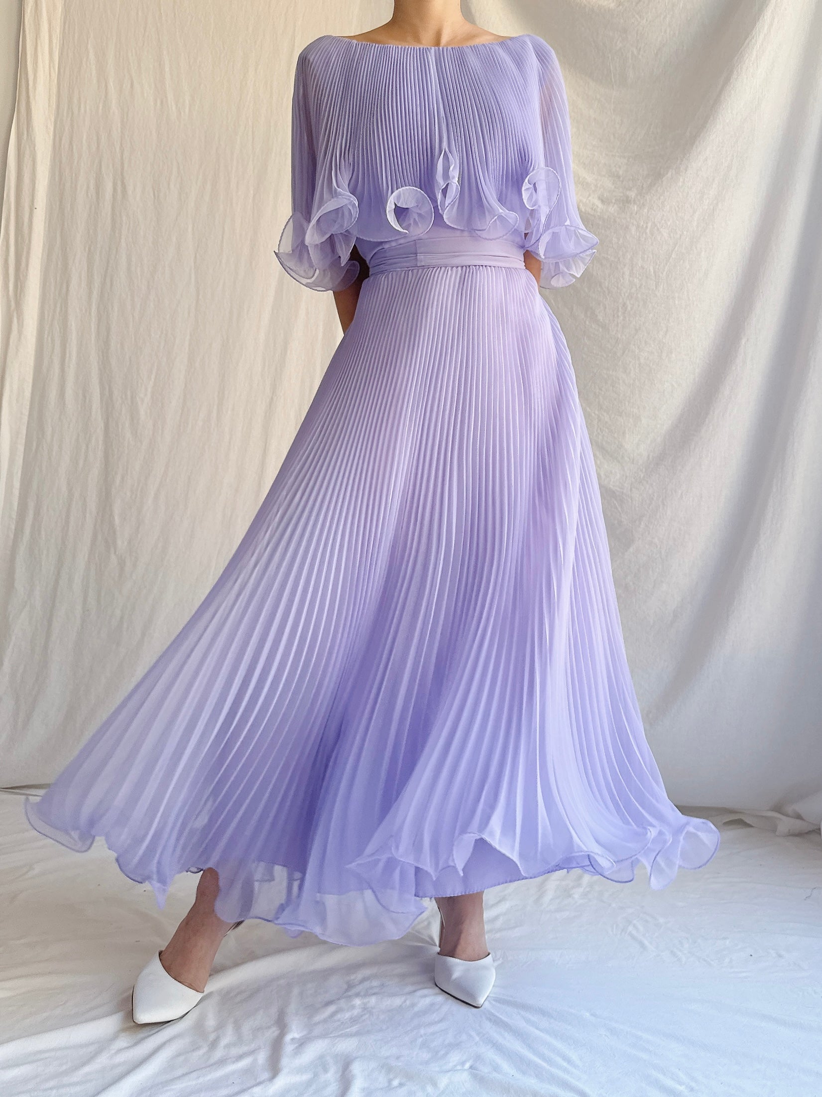 Vintage Pleated Chiffon Midi Dress - M