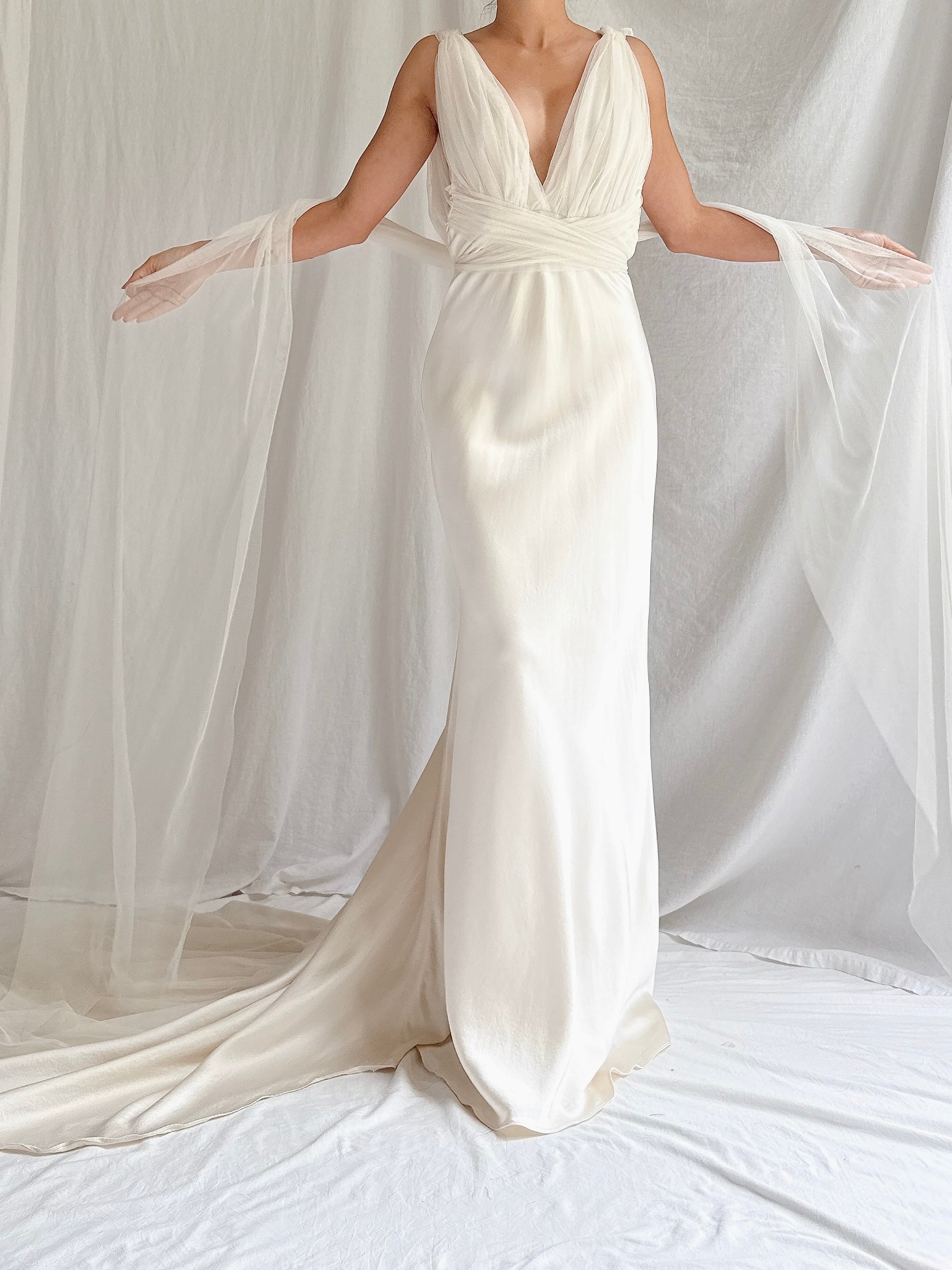 Vintage Vera Wang Silk Gown - M/8/10
