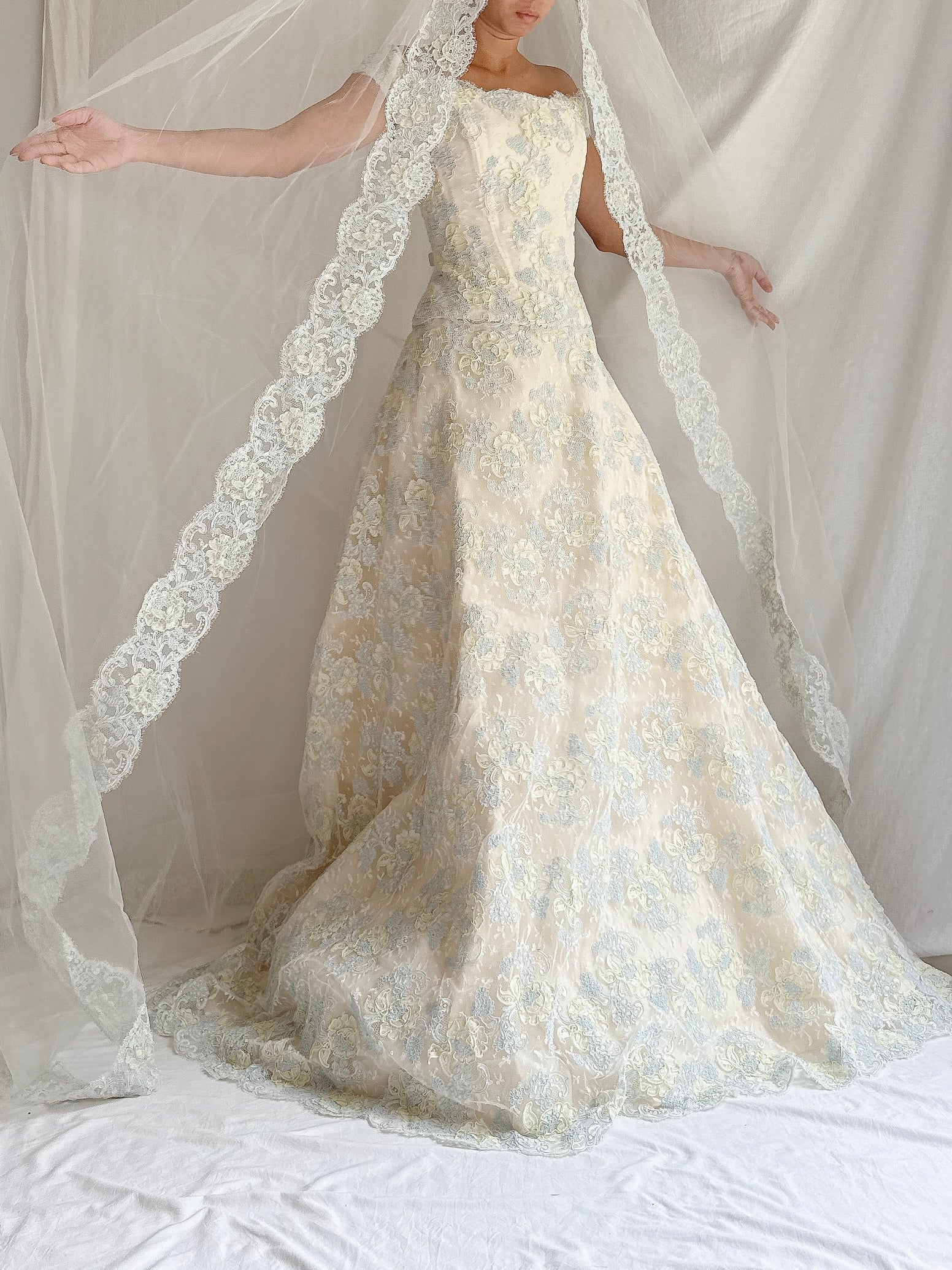 Vintage Aimee Atelier Couture Alencon Lace 3-Piece Set - L/IT 46