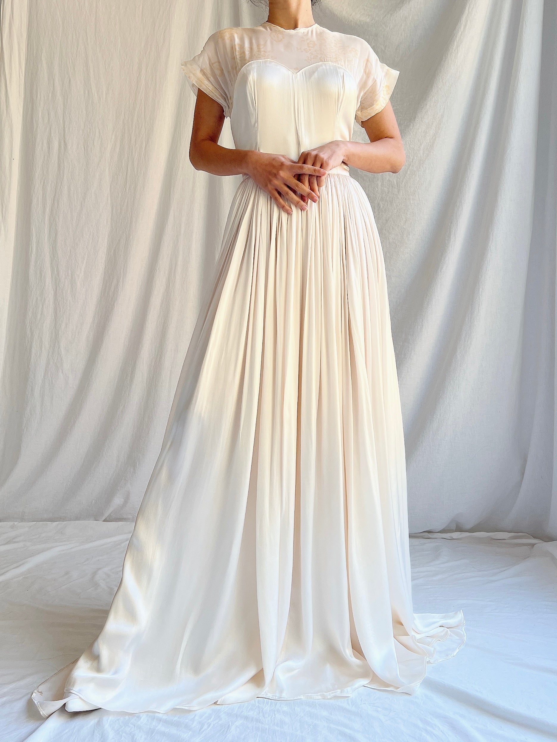 1940s Ivory Satin Dress - XS