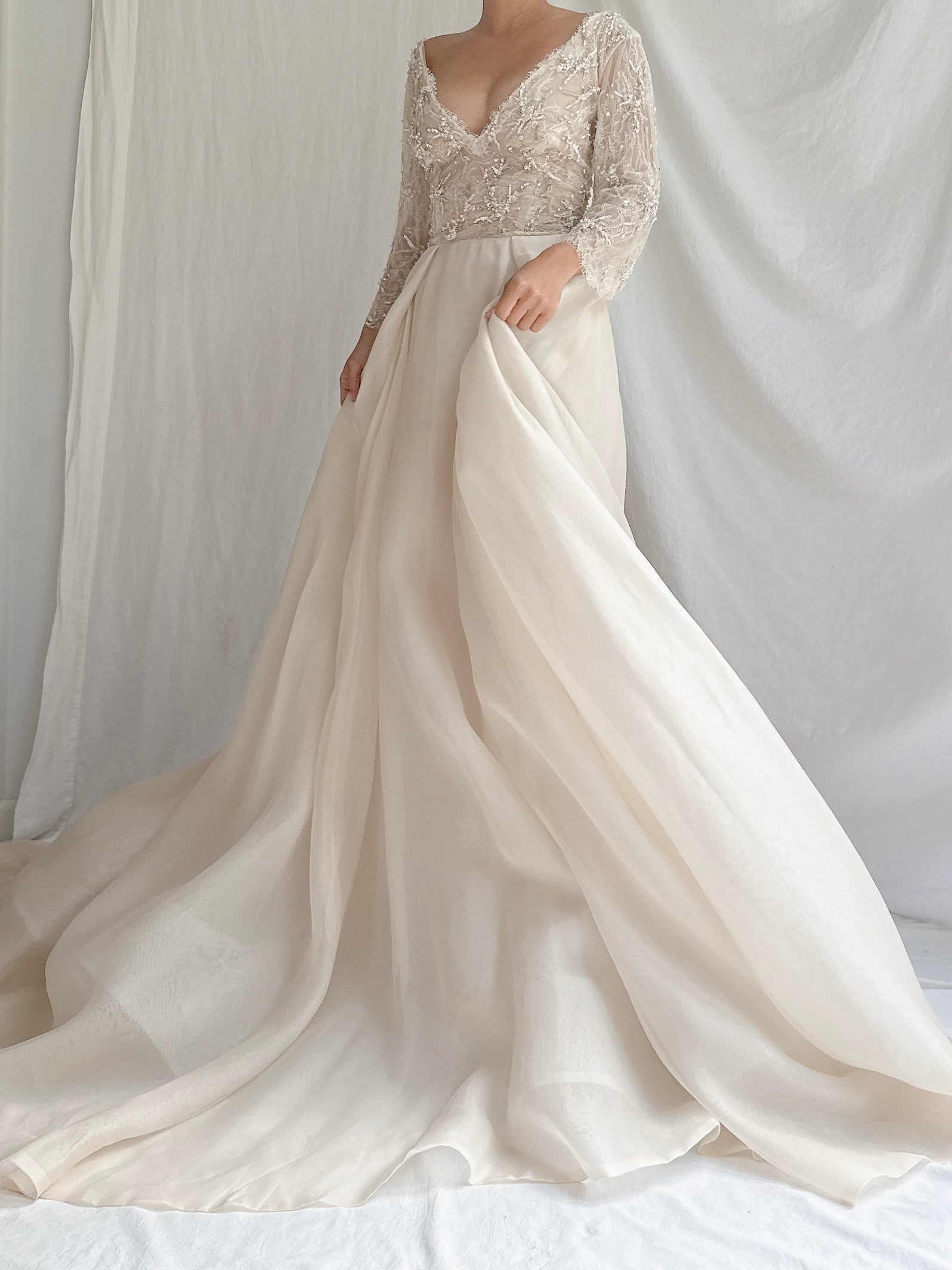 Vintage Monique Llhuilier Champagne Silk Organza Gown - M/6