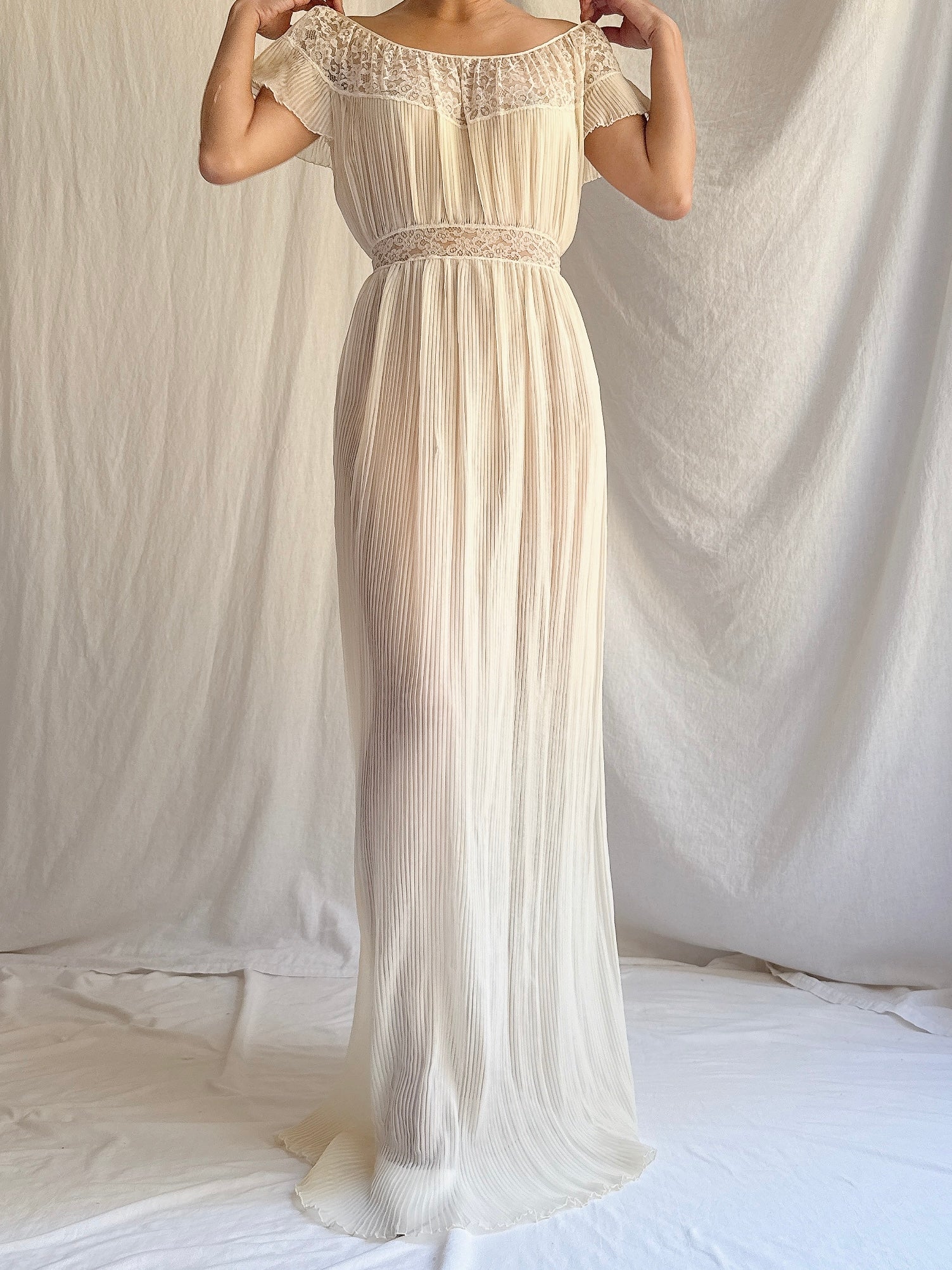 Vintage Sheer 2-Piece Set - S-M