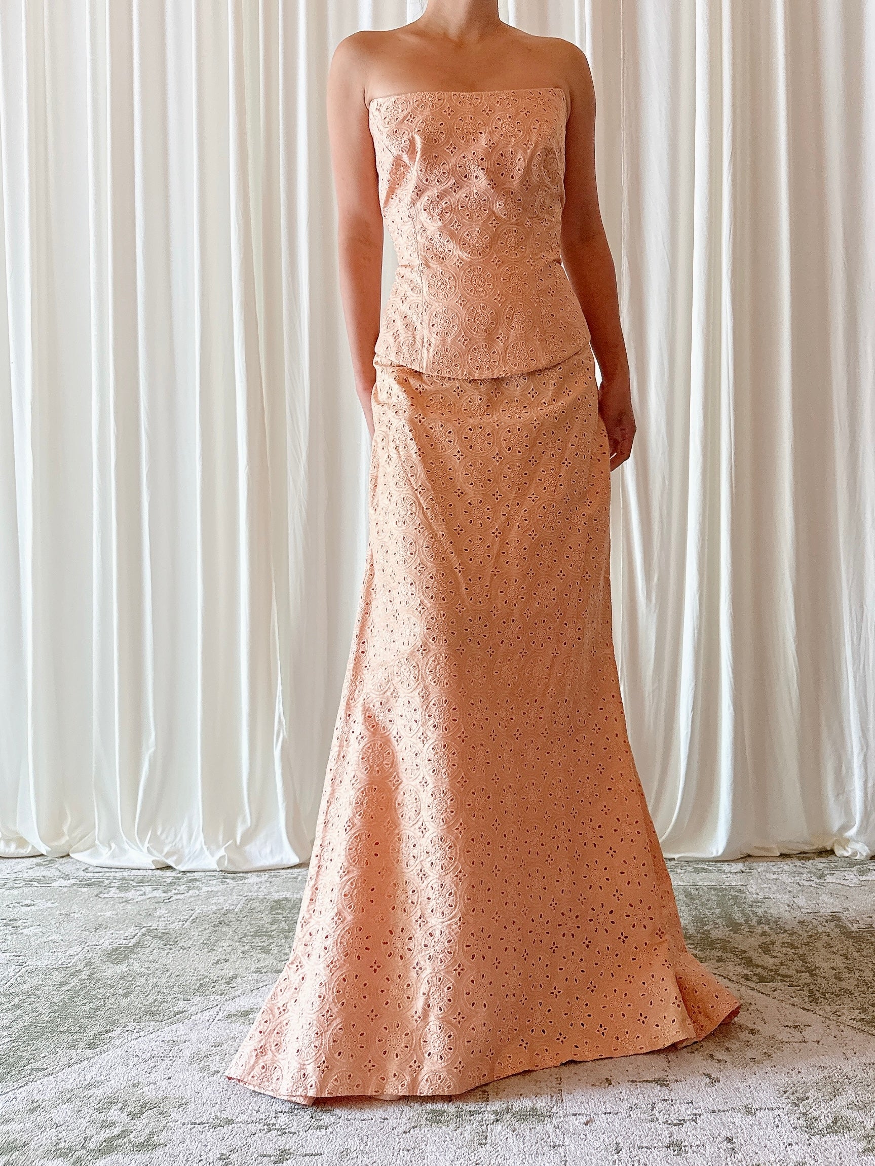 Vintage Embroidered Peach 2 Piece Set - Size 46