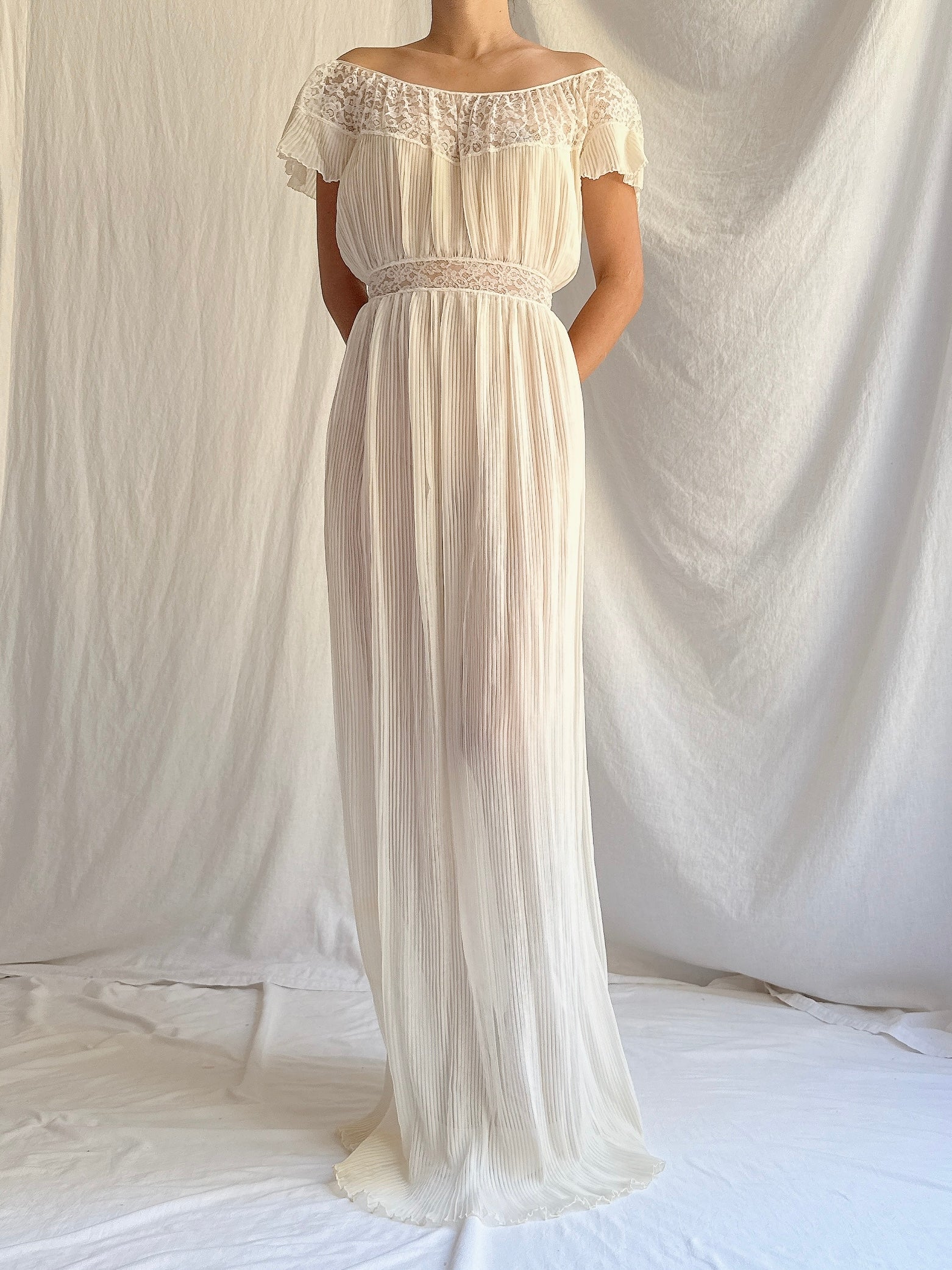 Vintage Sheer 2-Piece Set - S-M