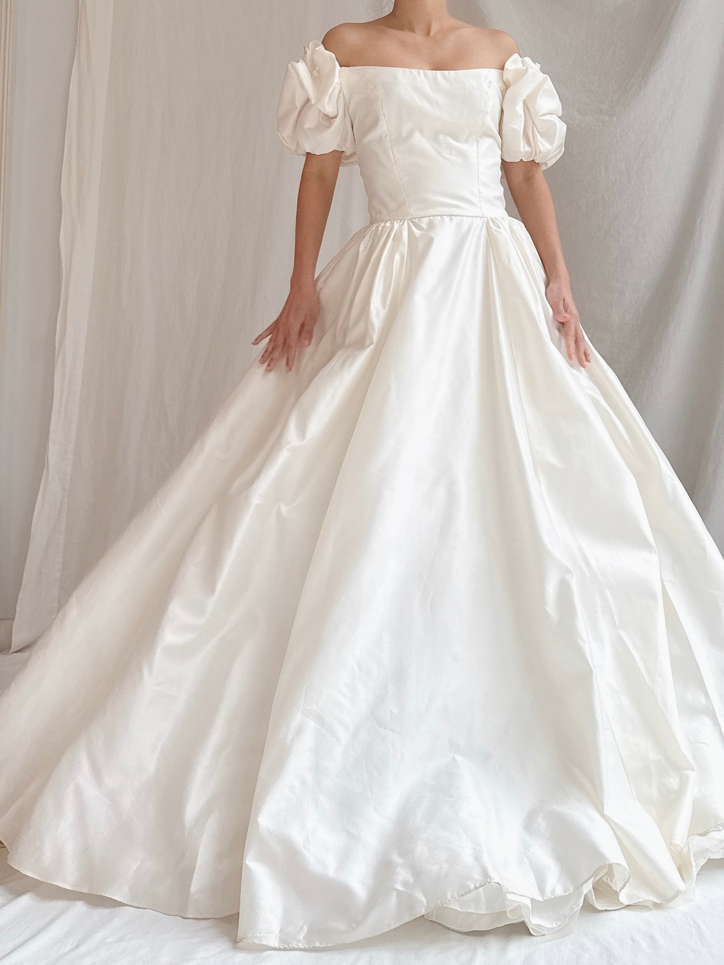 Vintage Silk Puff Sleeve Gown - XS