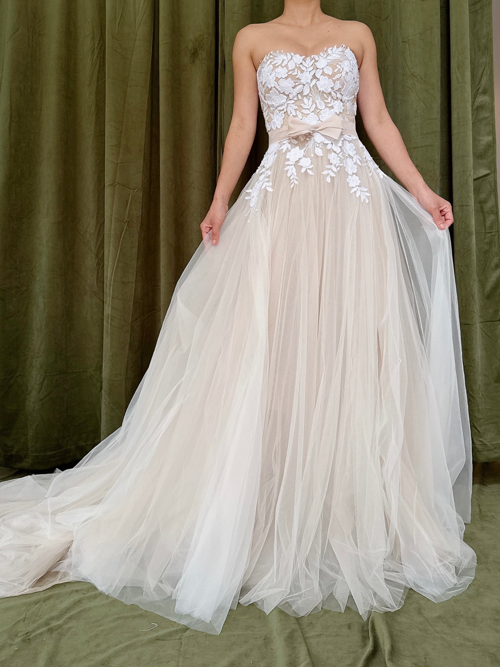 Mira Zwillinger Strapless Nude Tulle Embroidered Dress - M/8