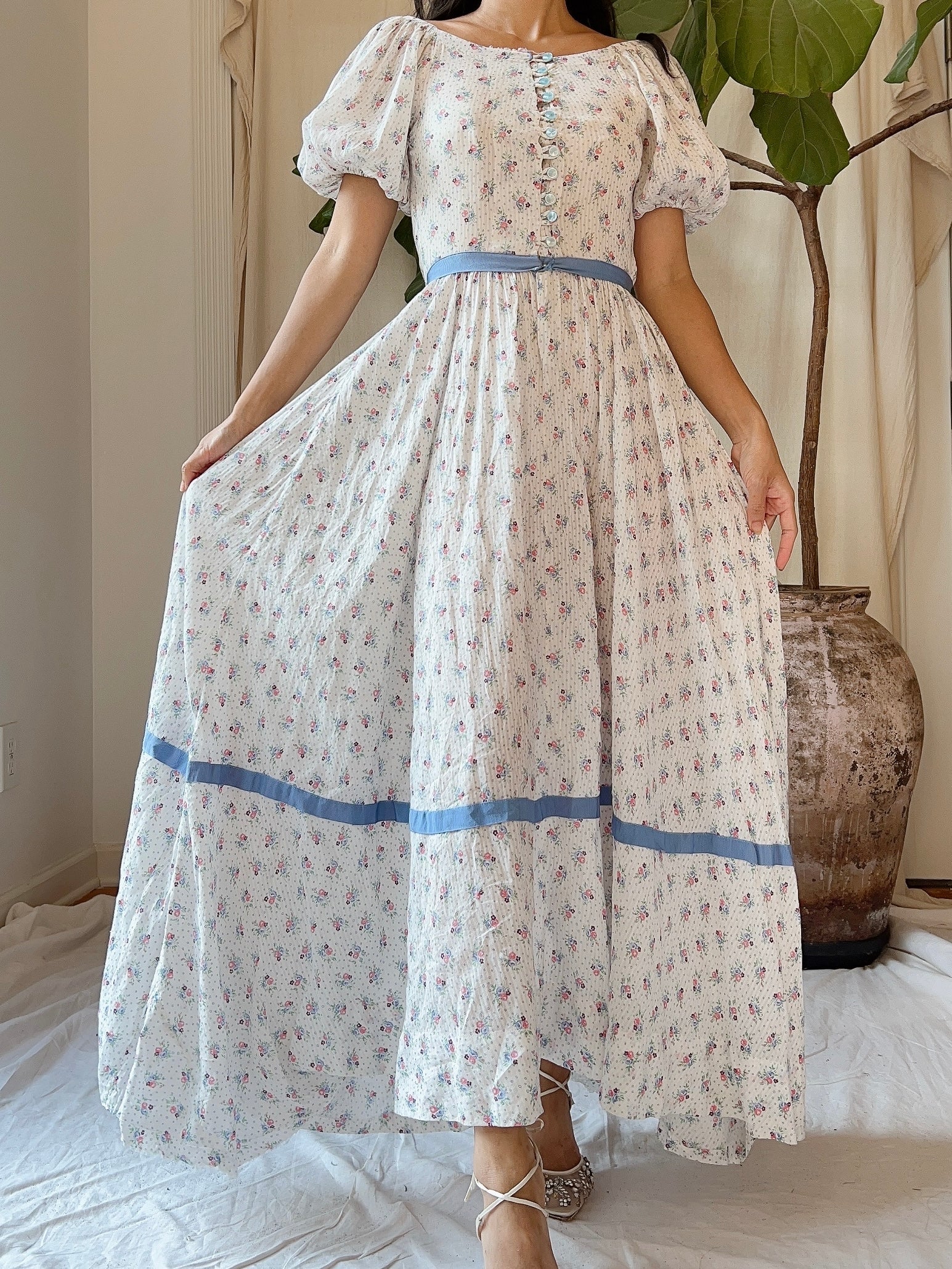 1930s Puff Sleeve Cotton Floral Dress - XS | G O S S A M E R 1930s Puff Sleeve Cotton Floral Dress - XS | G O S S A M E R
