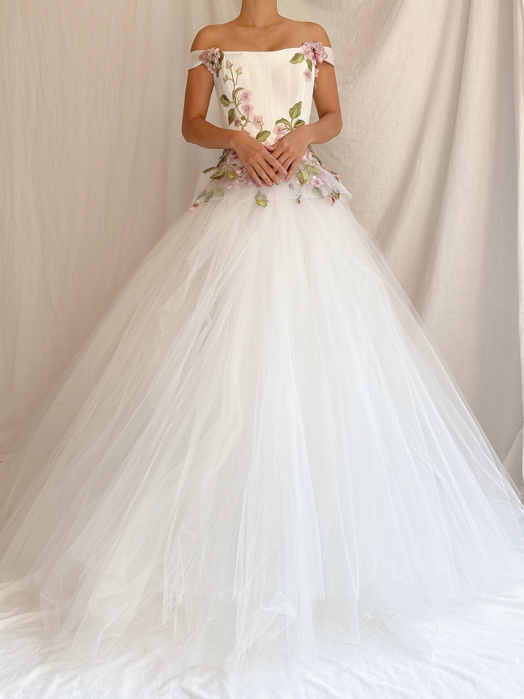 00 Juan Carlos Pinera Tulle Bustier Gown - XXS/00