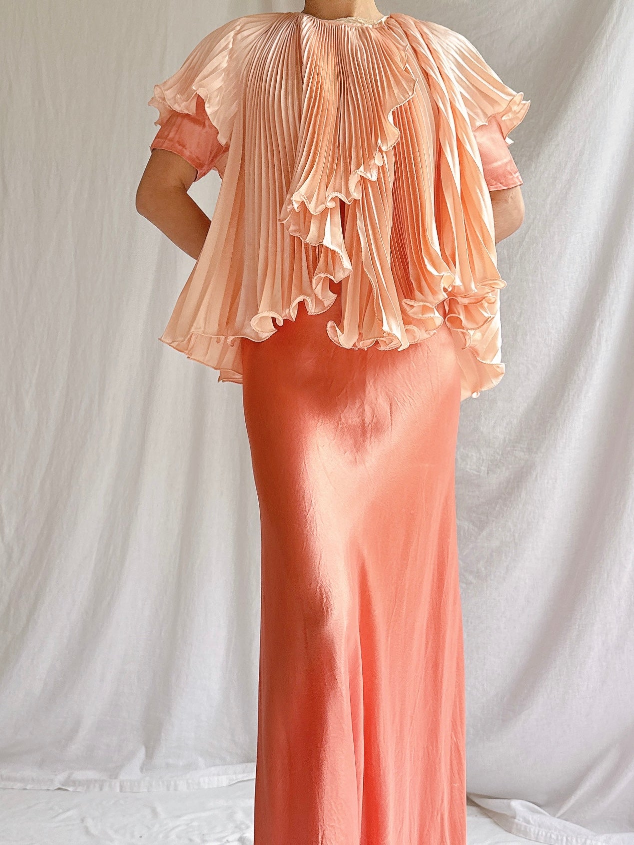 1960s Peach Pleated Top - OSFA