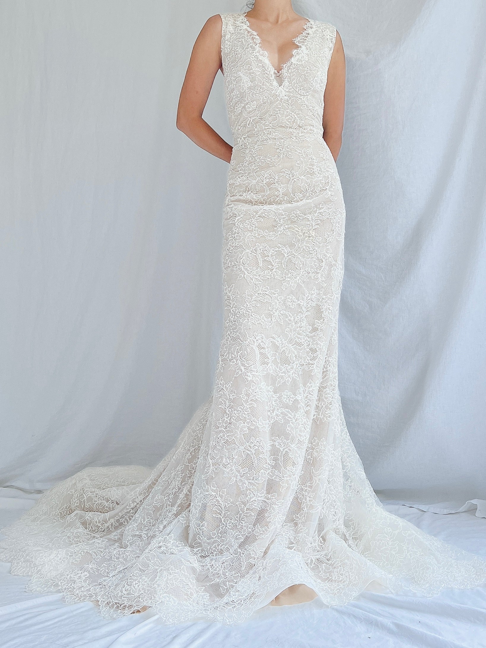 Liancarlo Nude/Ivory Lace Gown - 6