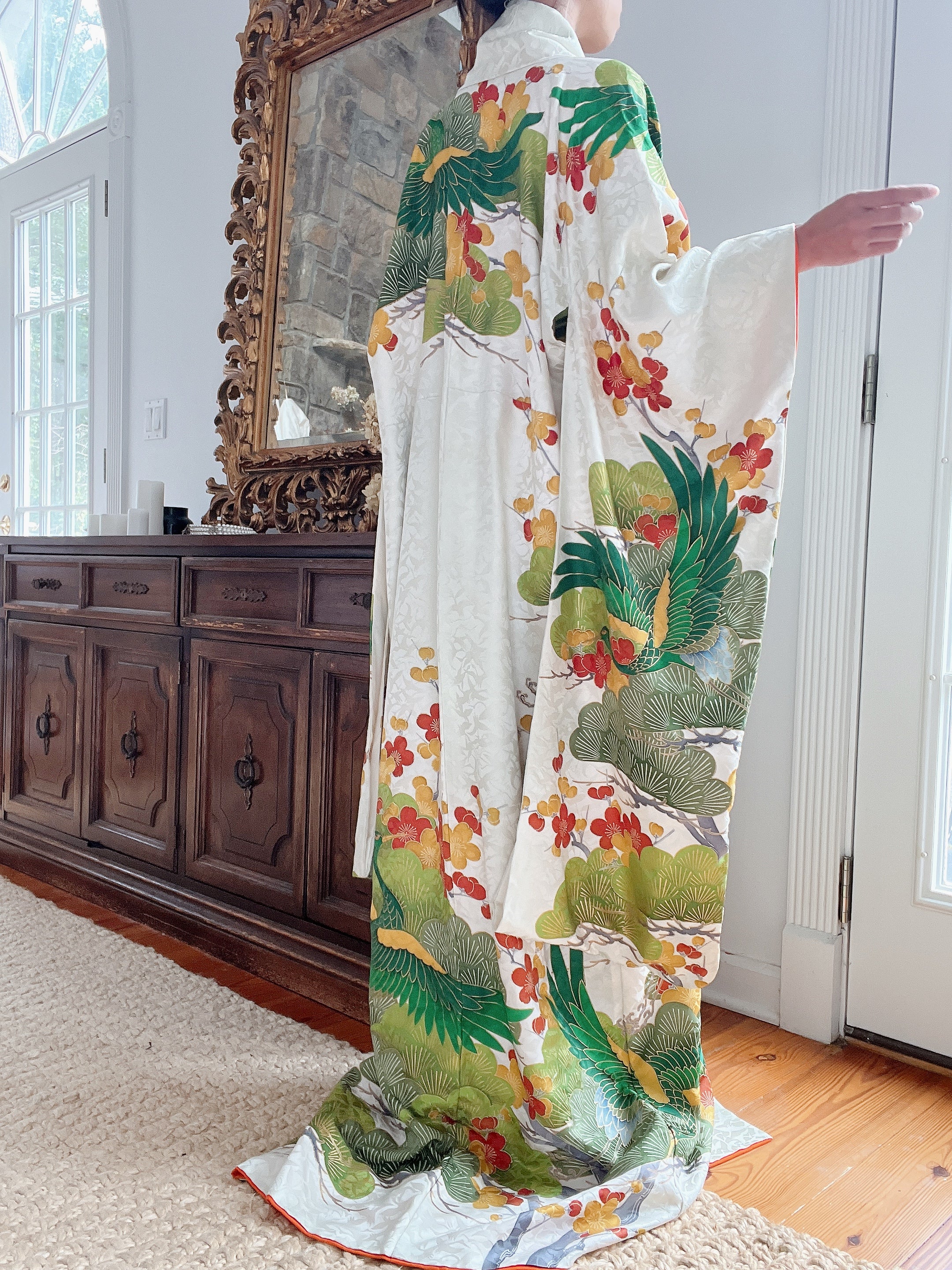 Vintage Green and Ivory Silk Kimono - OSFA