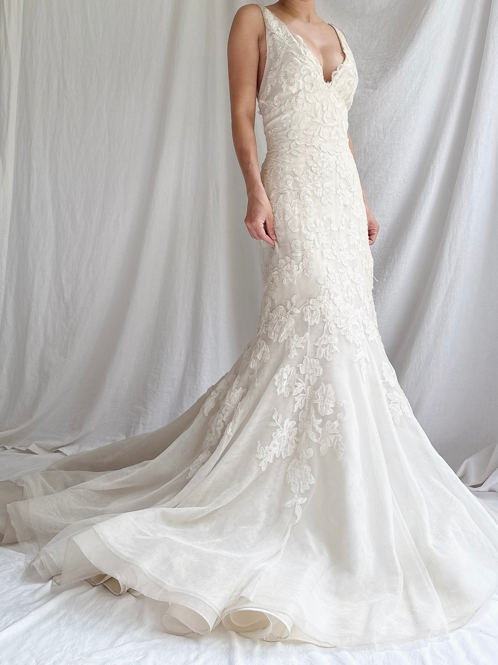 Vintage Liancarlo Couture Alencon Lace and Tulle Gown - S/6