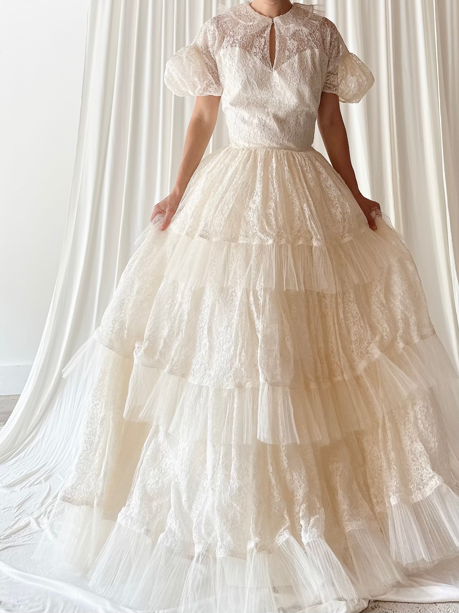 1950s Lace and Tulle Gown - S