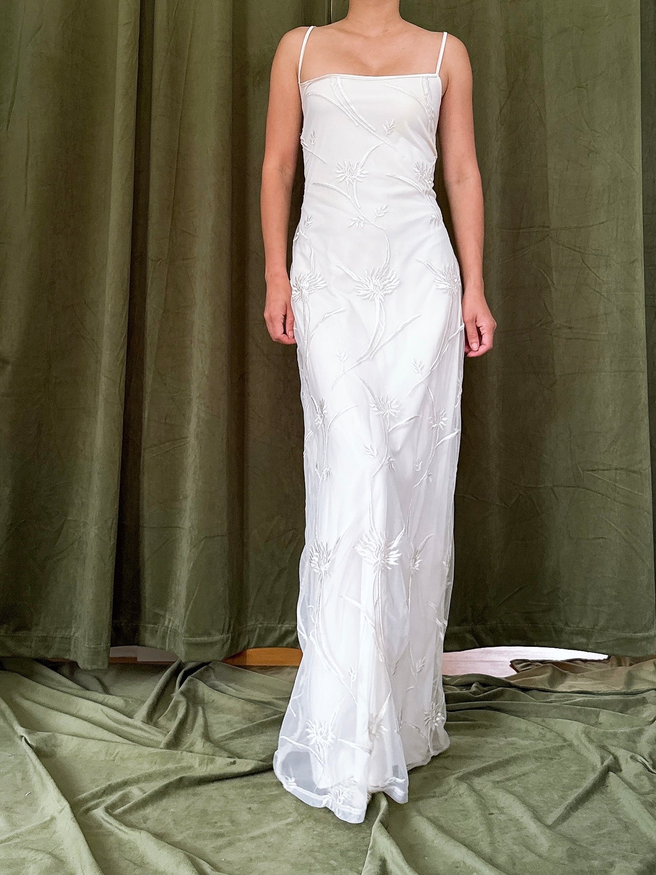 Vintage Tulle Embroidered Slip Dress - 35B/30W/42H/59L