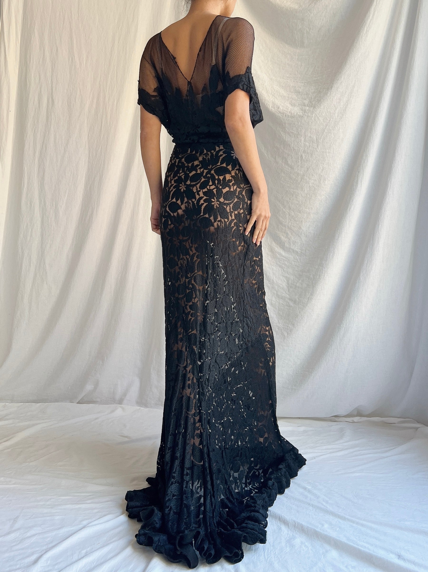 1930s Black Lace Gown - M