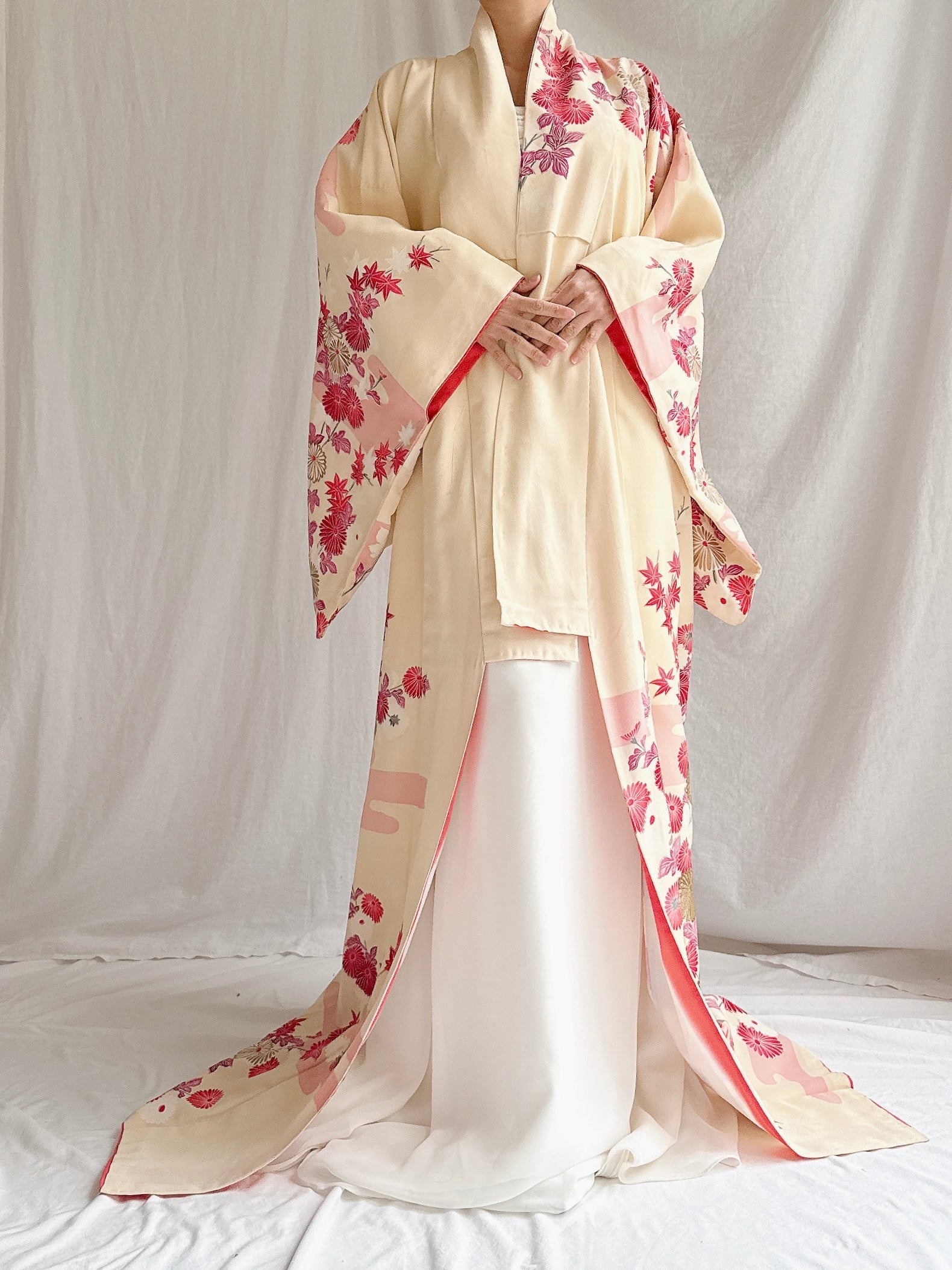 Vintage Silk Floral Kimono - OSFM