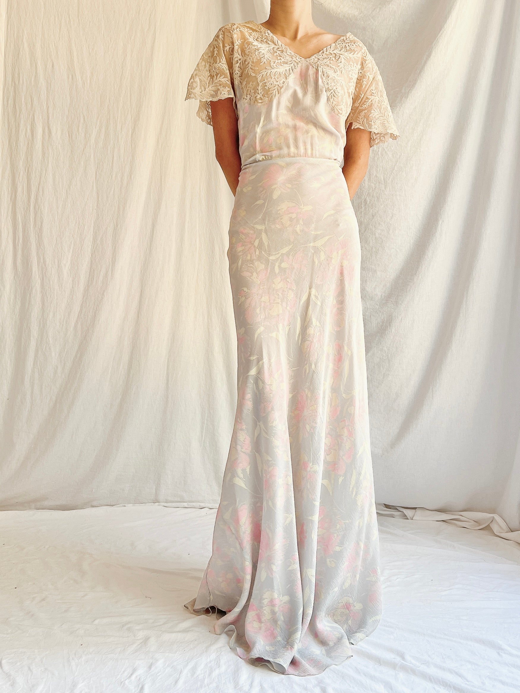 1930s Silk Pastel Gown - M