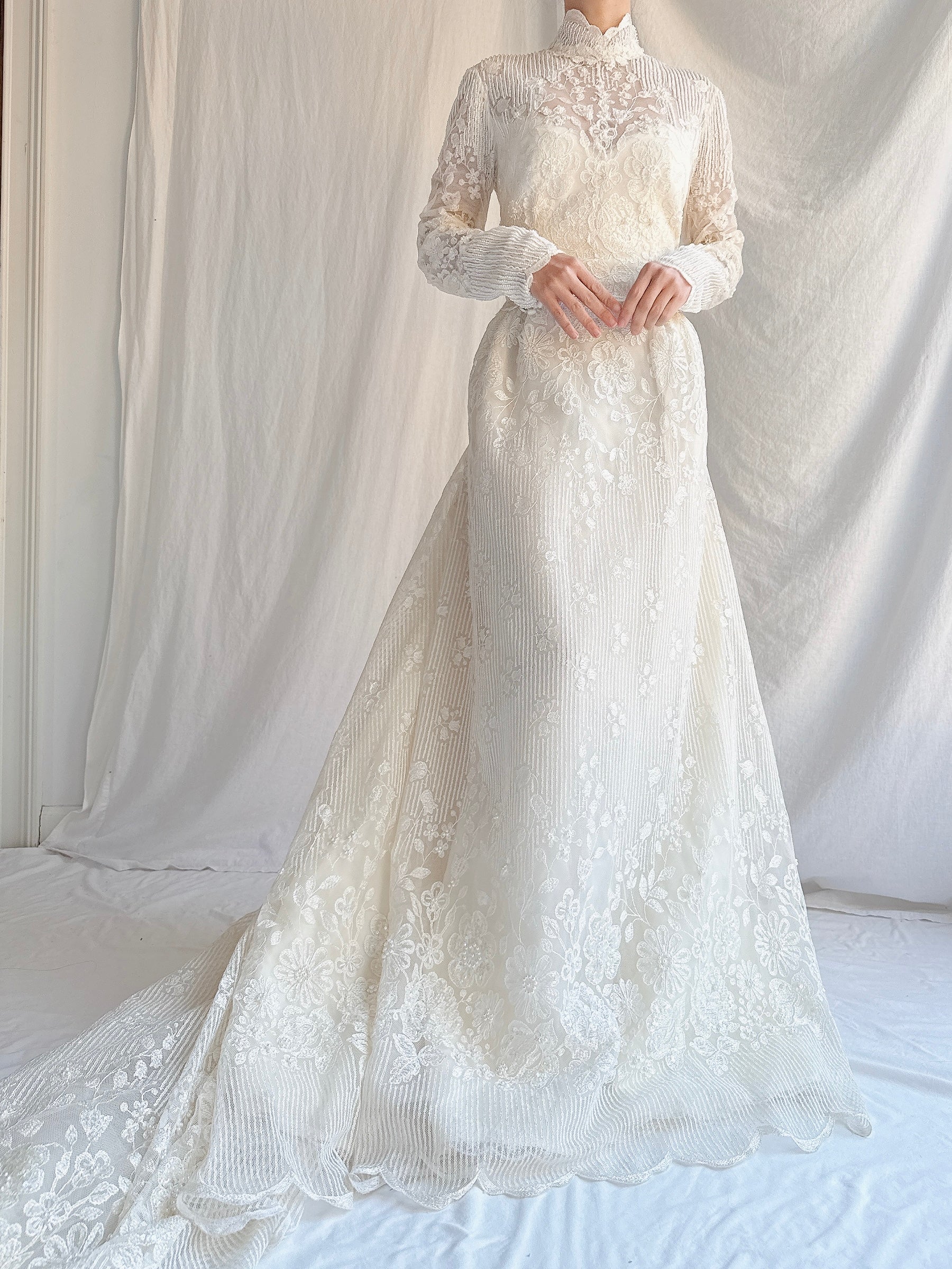 Vintage Embroidered Beaded Lace Gown - S