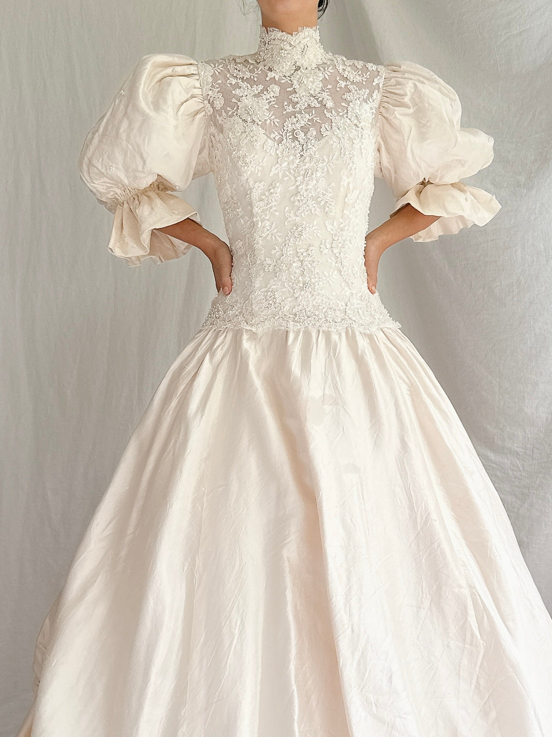 Vintage Puff Sleeve Silk Gown - S/4