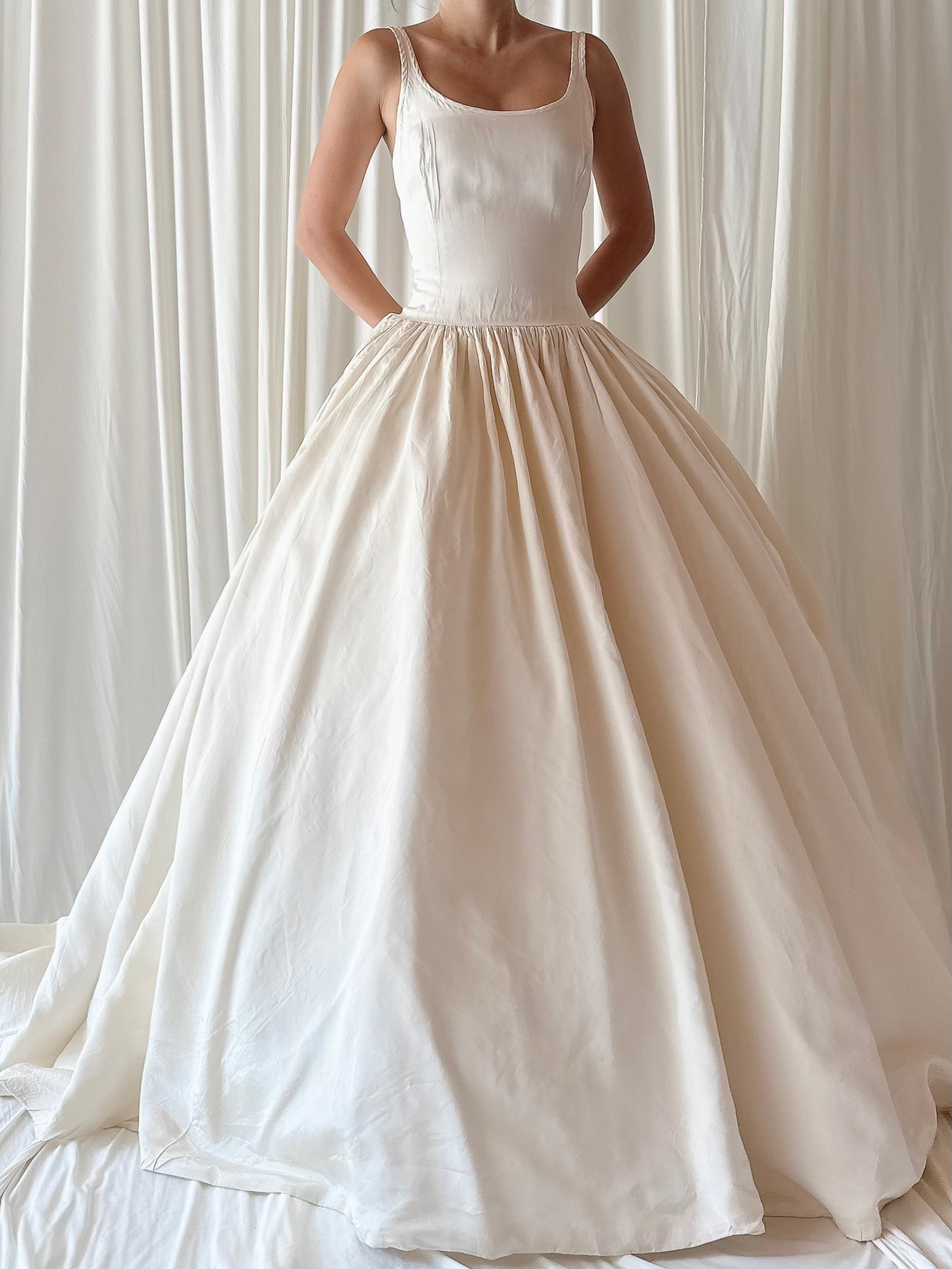 90s Amsale Taffeta Gown - S/4