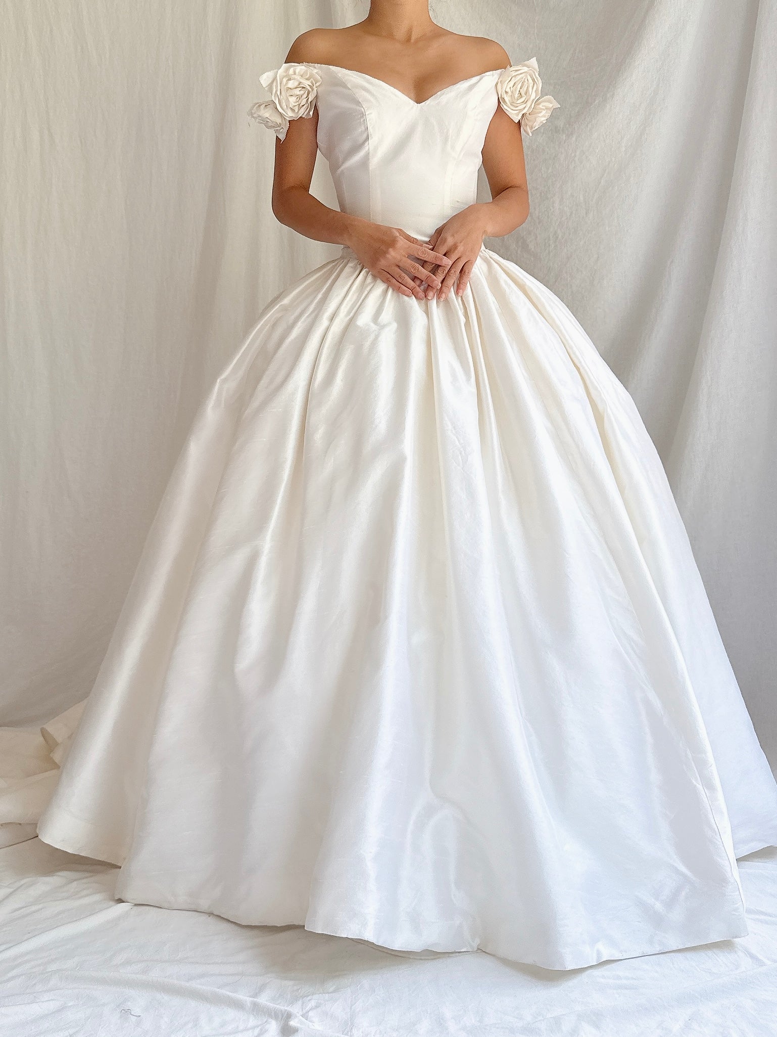 Vintage Off-the-Shoulder Silk Gown - S