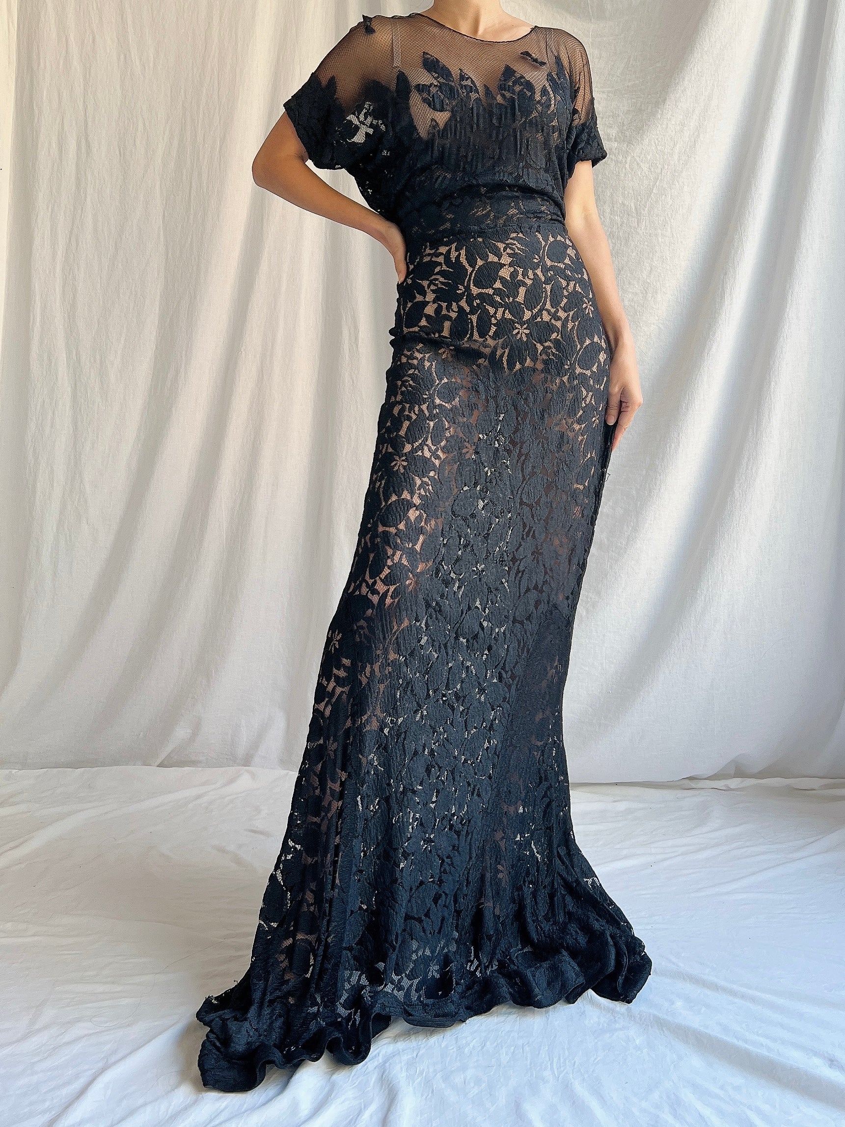 1930s Black Lace Gown - M