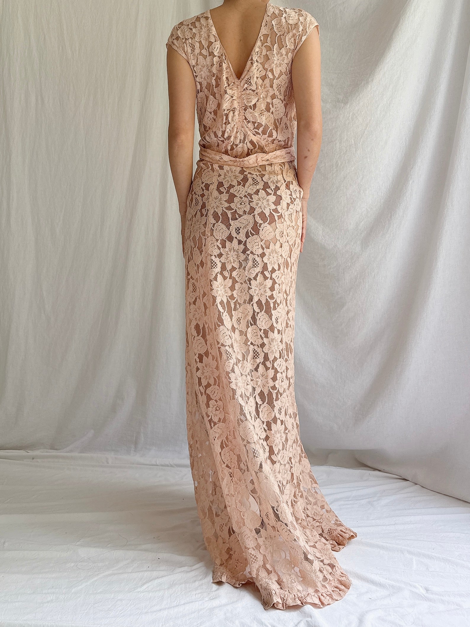 1930s Peach Lace Gown - XS/S