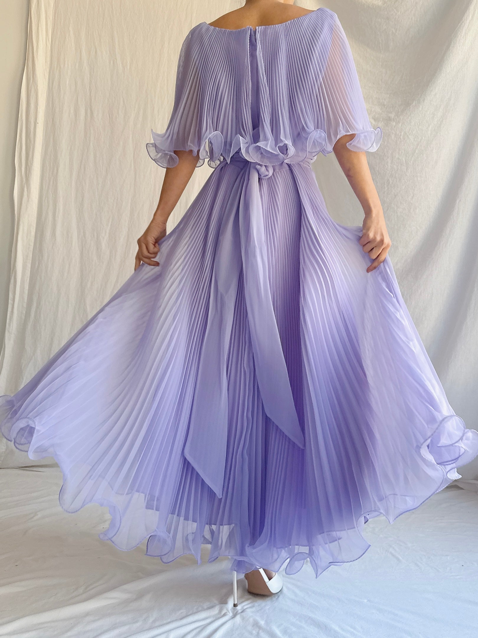 Vintage Pleated Chiffon Midi Dress - M