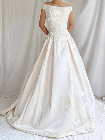 Vintage Janelle Berte Silk Wide Neckline Silk Gown - S/4/6