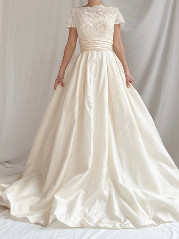 1950s Silk and Lace Gown - S