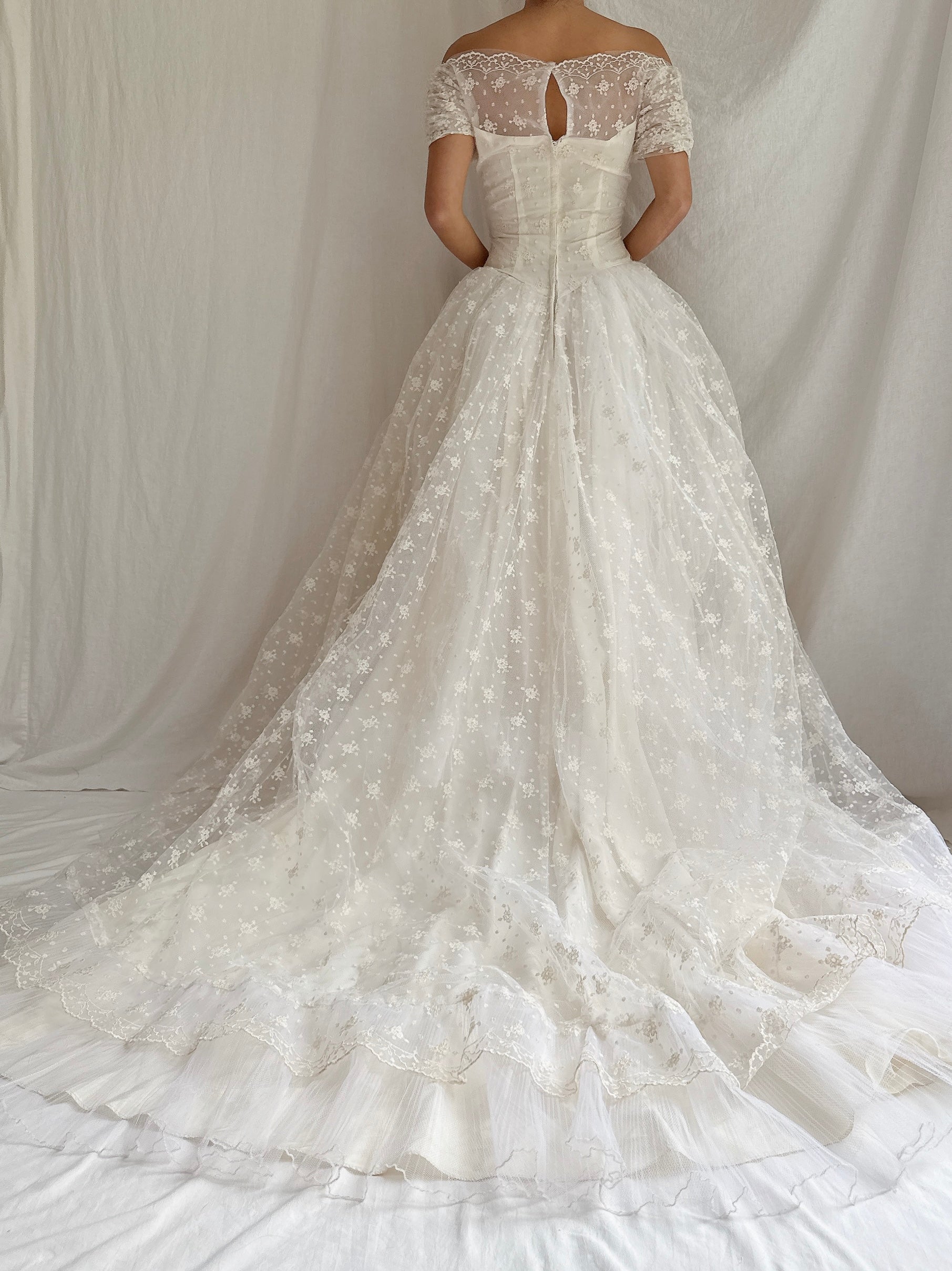 1950s Tulle Embroidered Layered Gown - XS