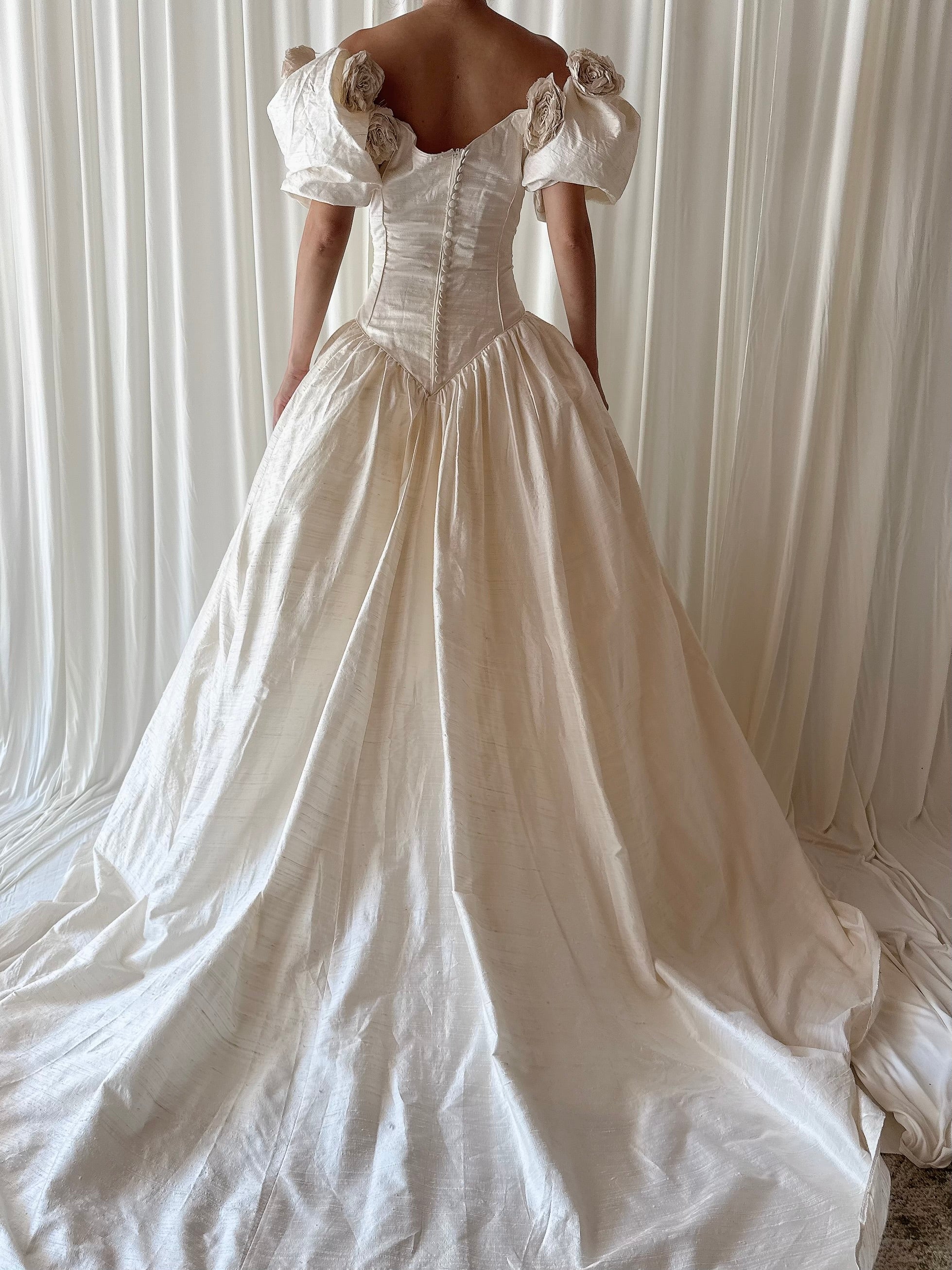 Vintage Raw Silk Puff Sleeve Flower Gown - M/8