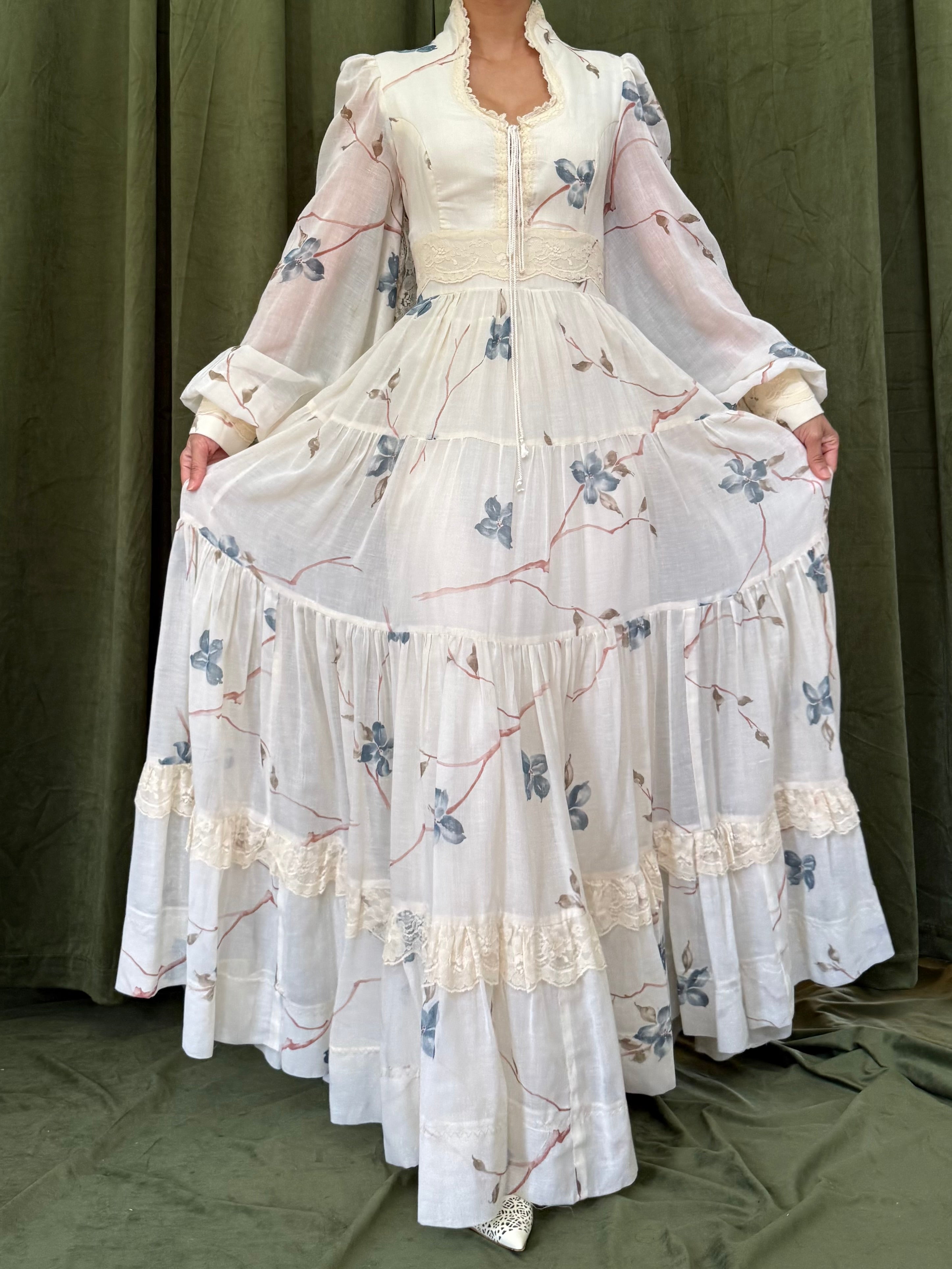 gunne sax dress white Style Dreamy Prairie 130 cm/ 51 inches / M I Retro Fairy This divine Gunnesax ModCloth White Dresses | Nordstrom