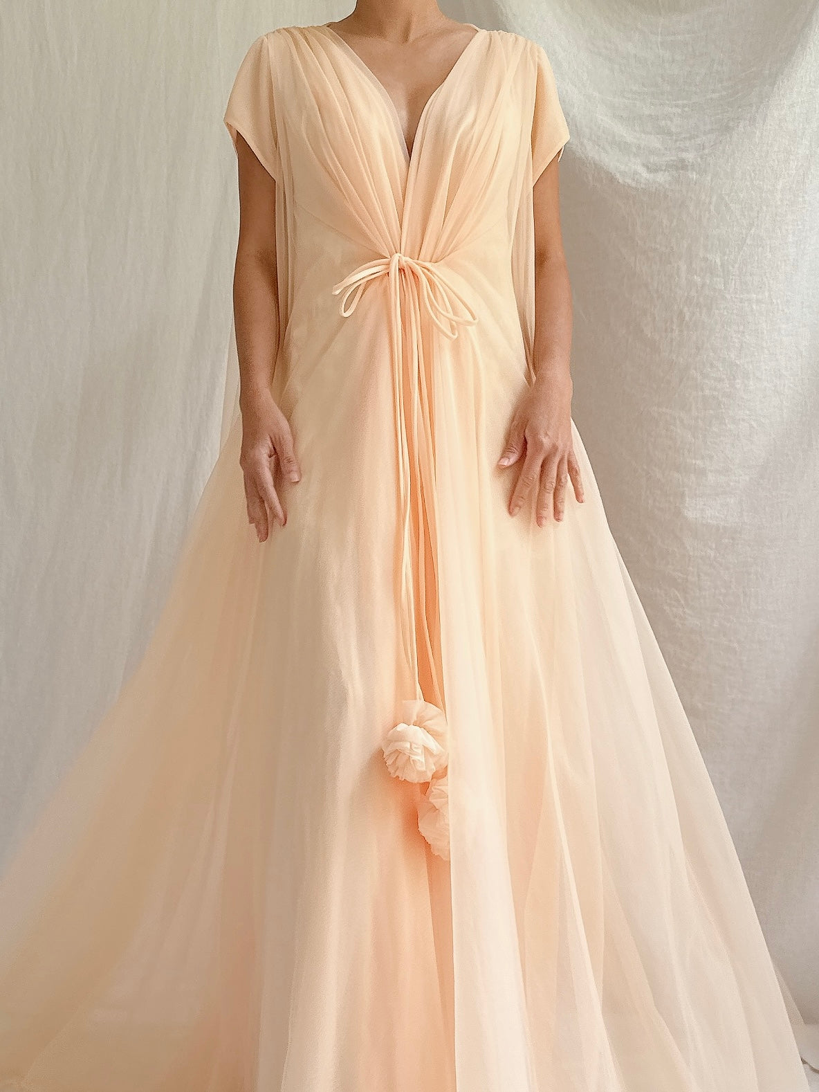 1950s Apricot Tricot Dressing Robe - OSFM