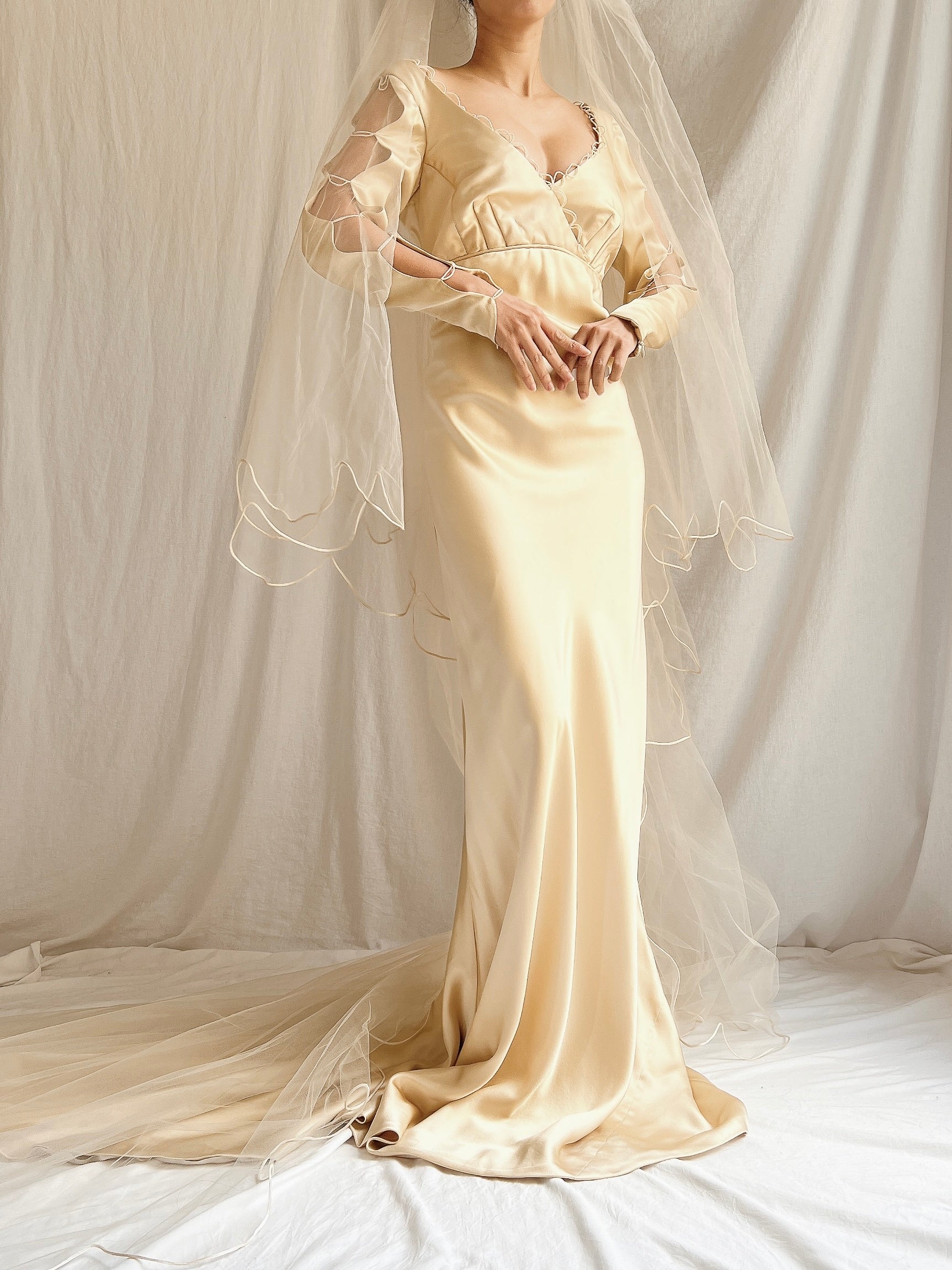 Vintage Gold/Champagne Silk Gown with Veil - S/M