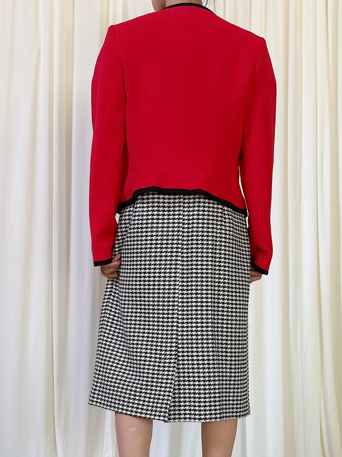 Vintage Alliage Red Jacket and Skirt 2 Piece Set - Size FR38
