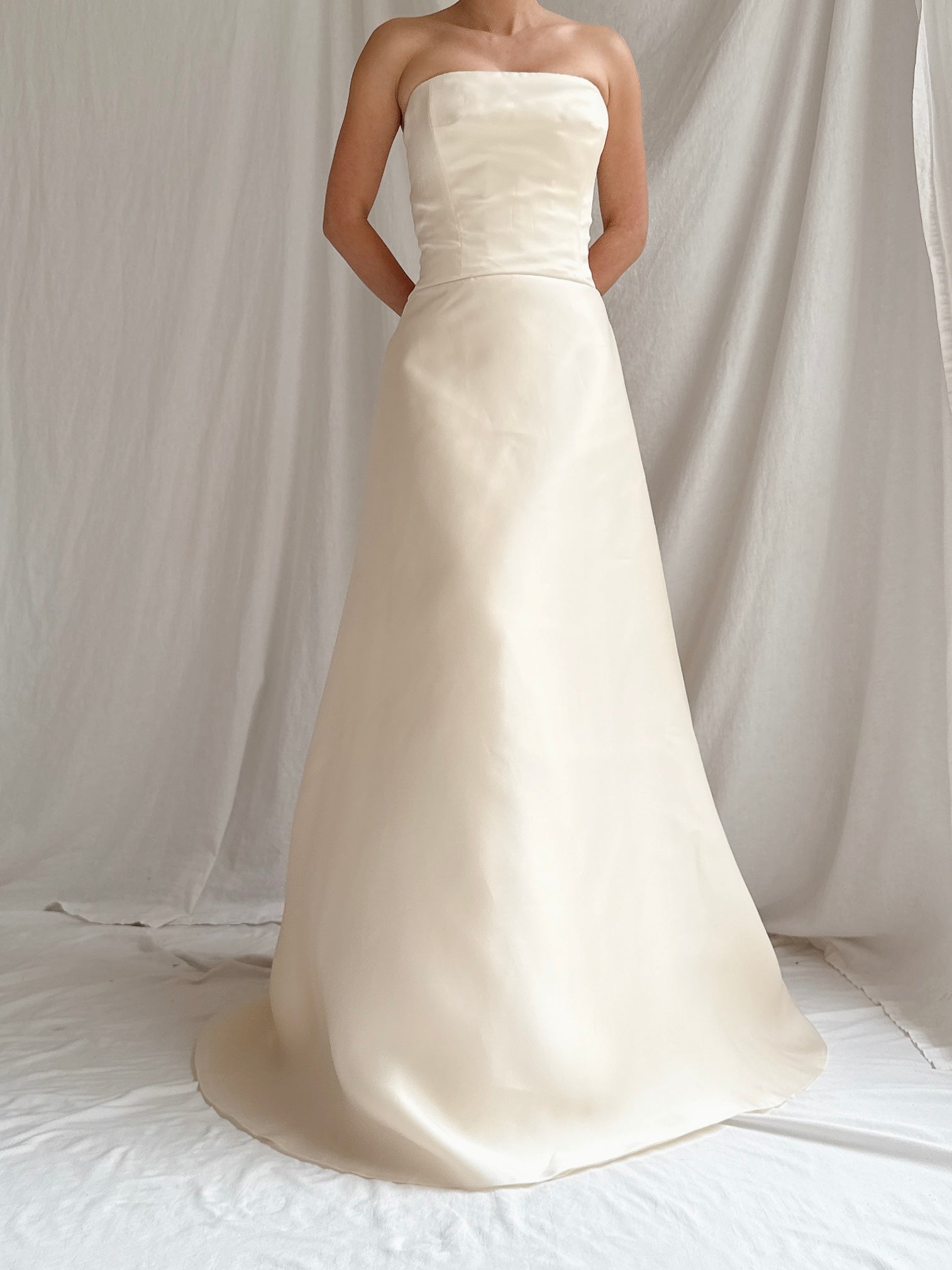 Vintage Vera Wang Silk Organza Gown - XS