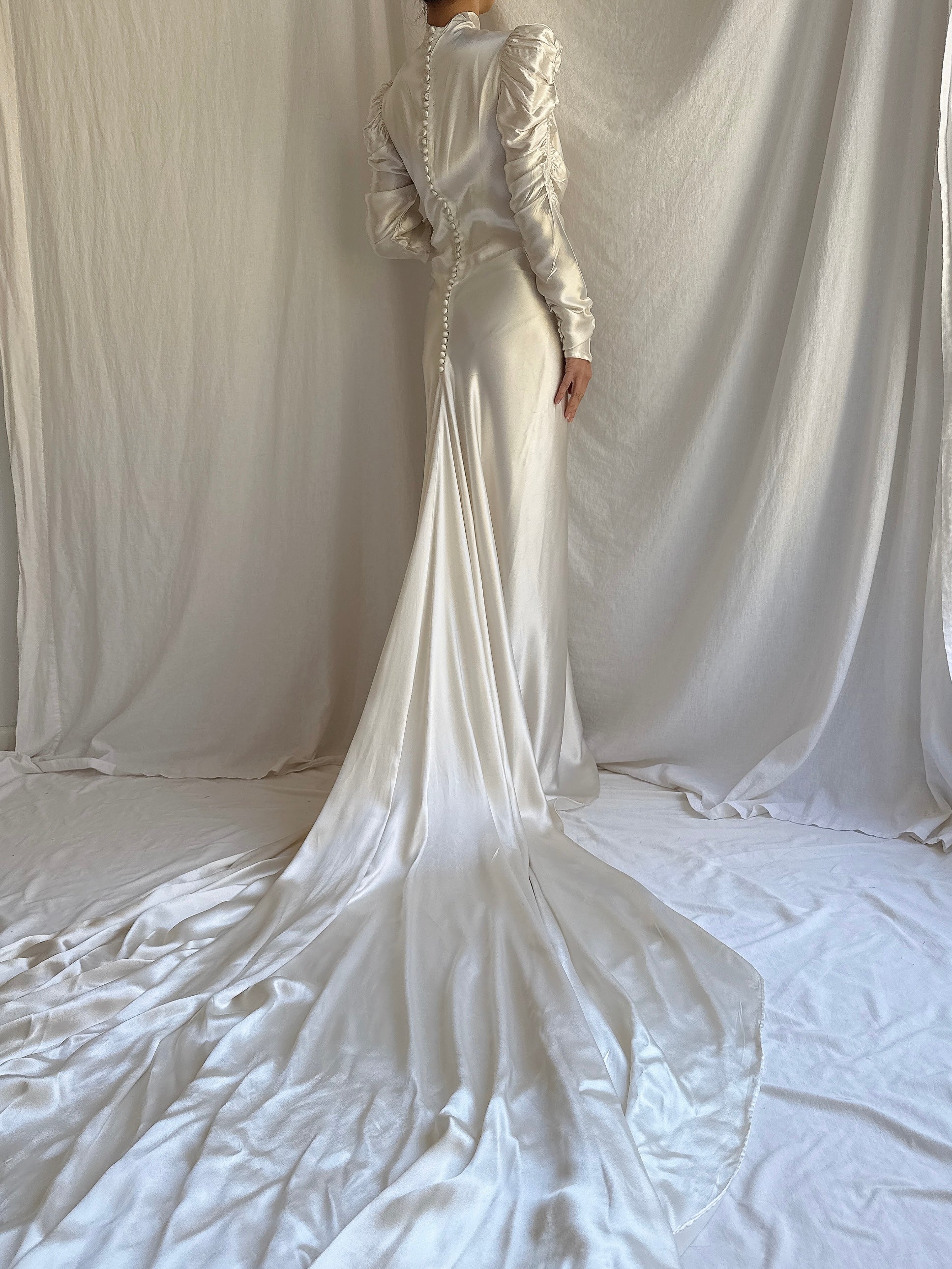 1930s Ruche Long Sleeve Satin Gown - S