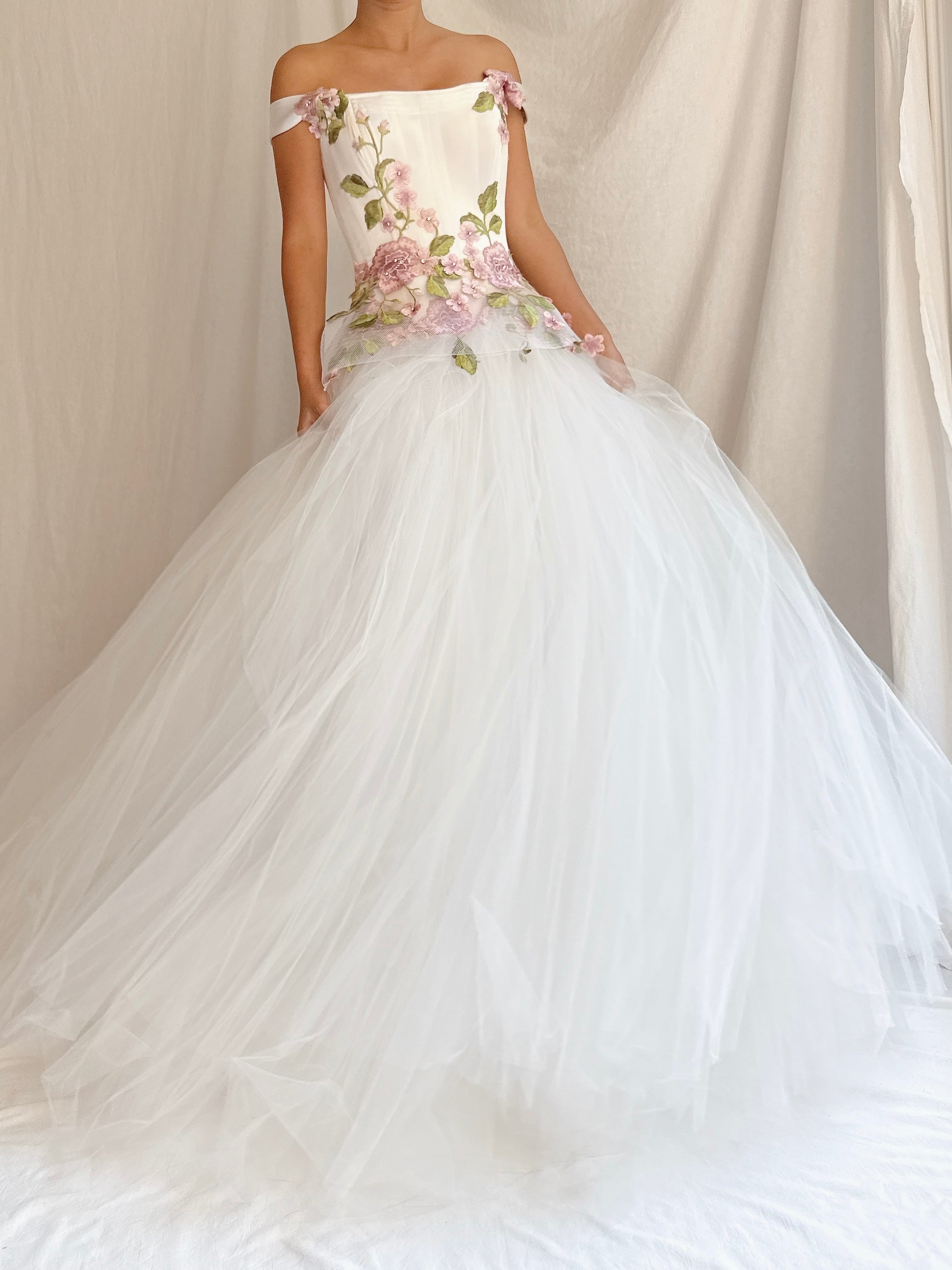 00 Juan Carlos Pinera Tulle Bustier Gown - XXS/00