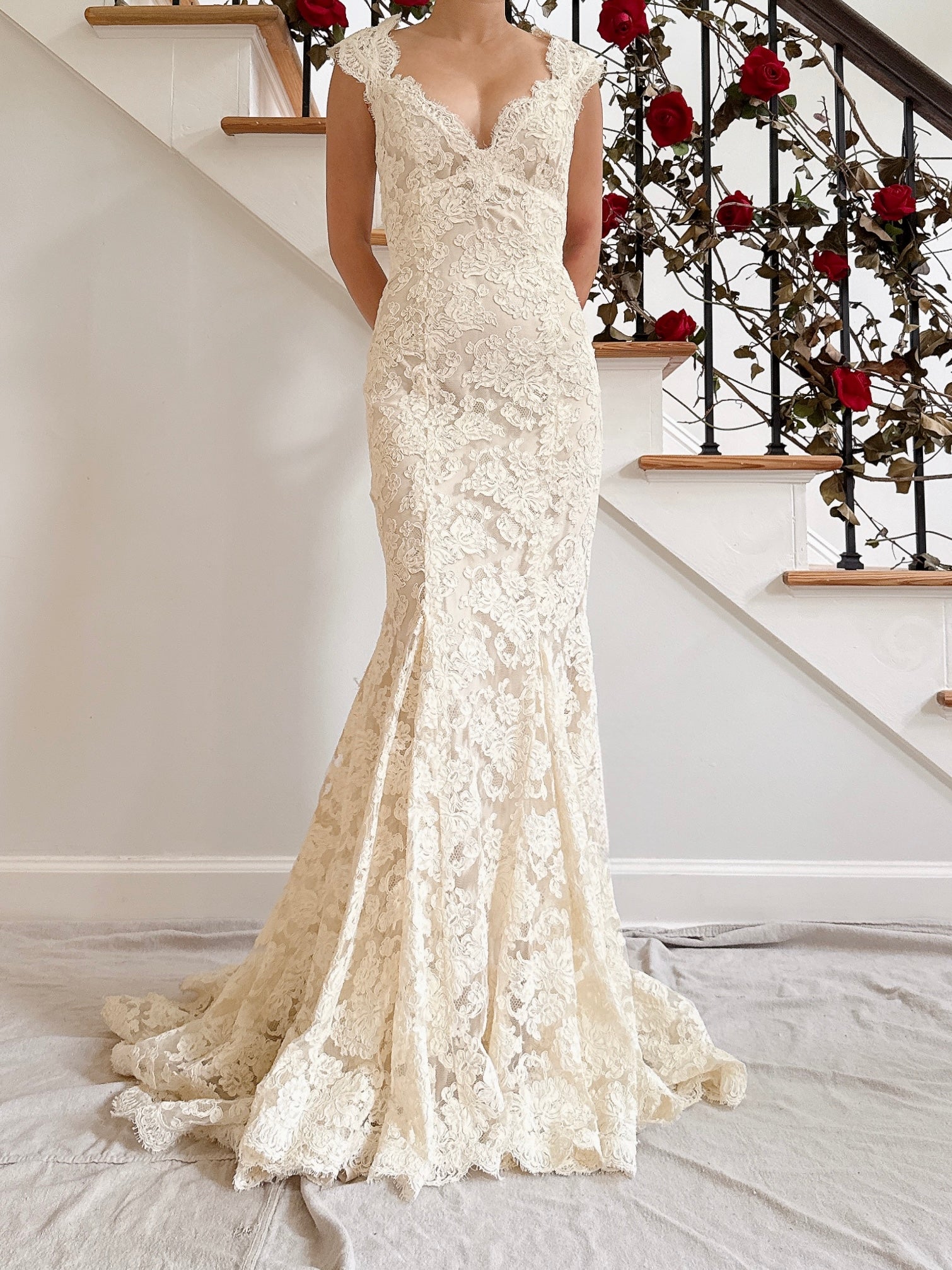 Vintage Monique Llhuilier Lace and Silk Gown - XS/S