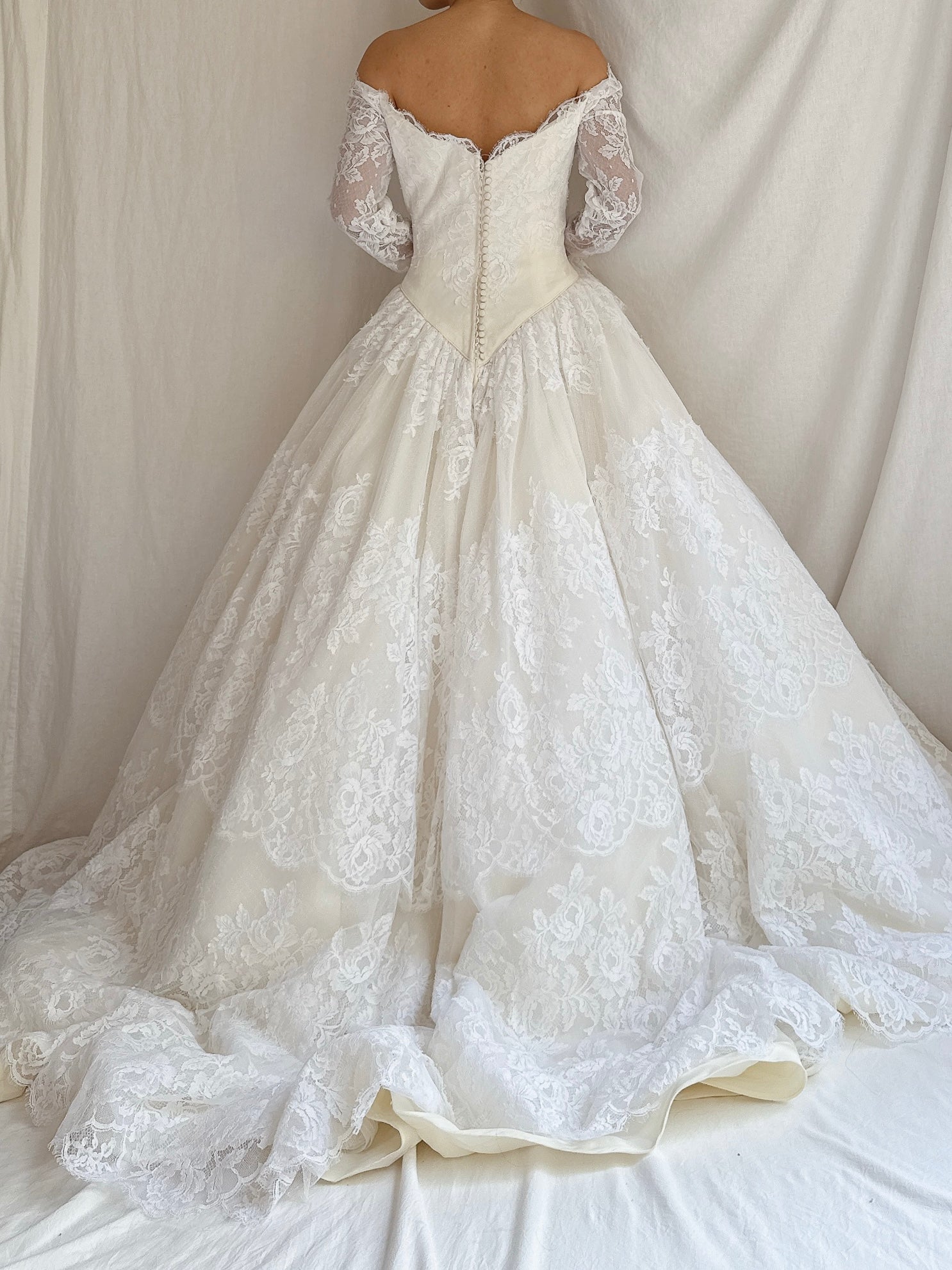 Vintage Lazaro Lace Basque Waist Gown - S