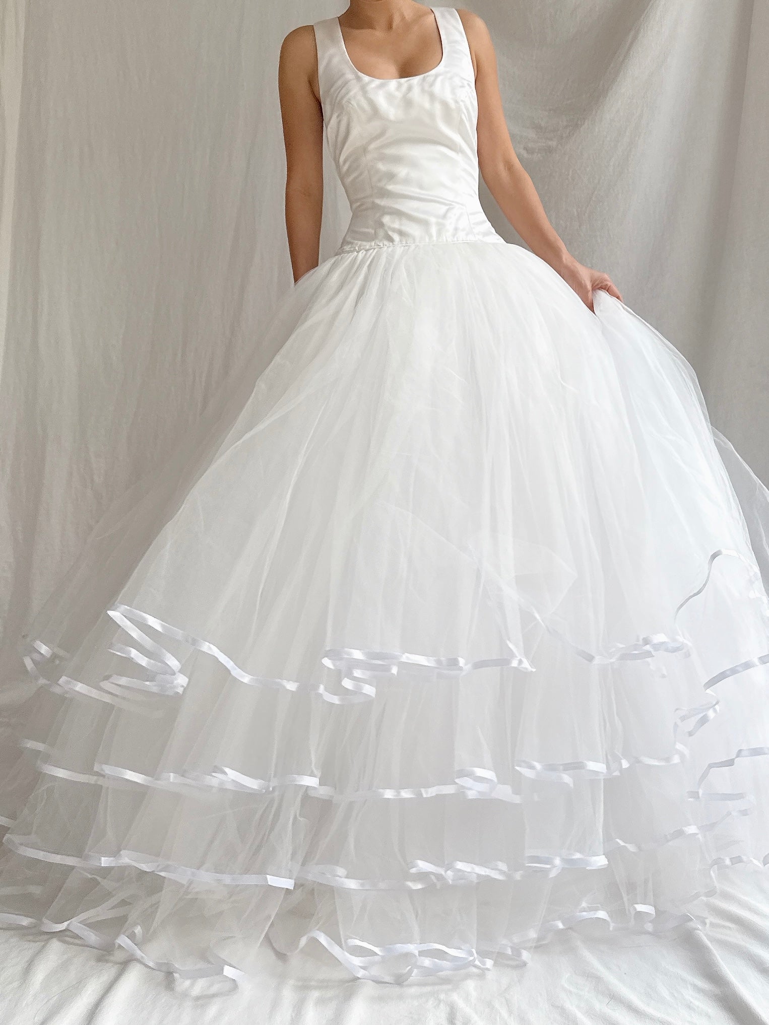 1990s Lazaro Silk and Tulle Gown - M 6